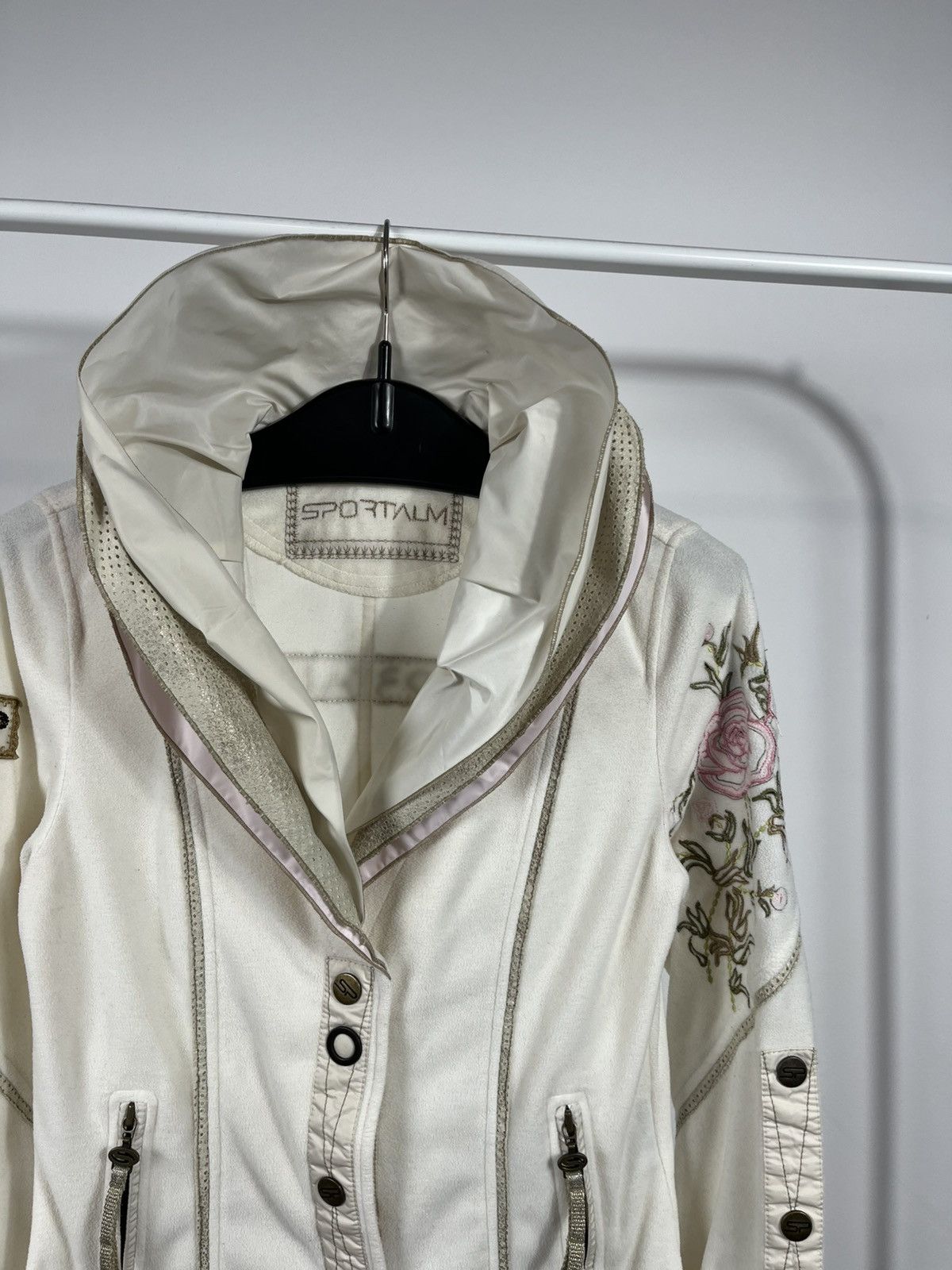 Sportalm Kitzbuhel Sportalm Cream Hooded Jacket With Embroidery Size 36 Size S / US 4 / IT 40 - 3 Thumbnail