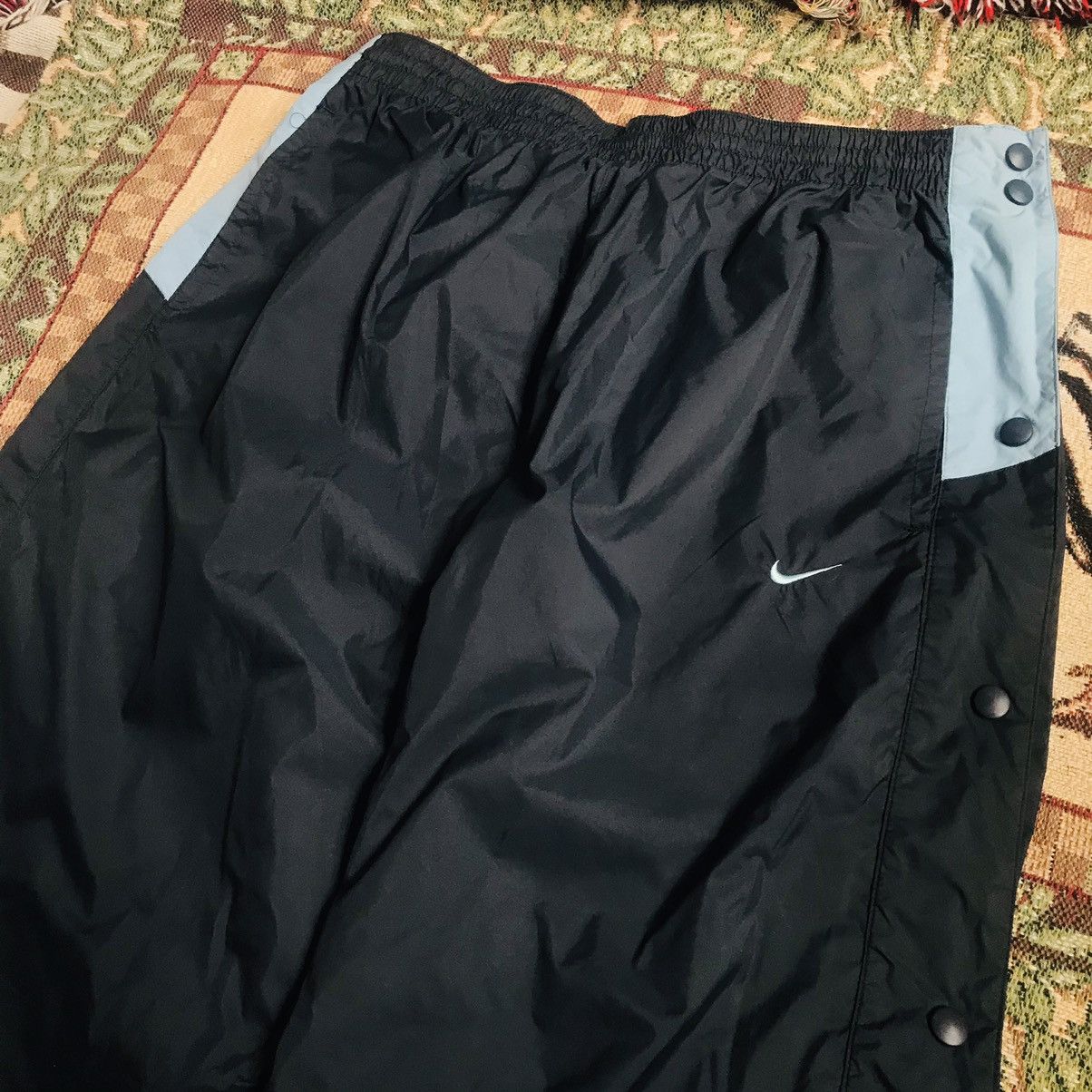Nike × Vintage Vintage Nike Side Button Nylon Track Pant Size US 34 / EU 50 - 5 Thumbnail