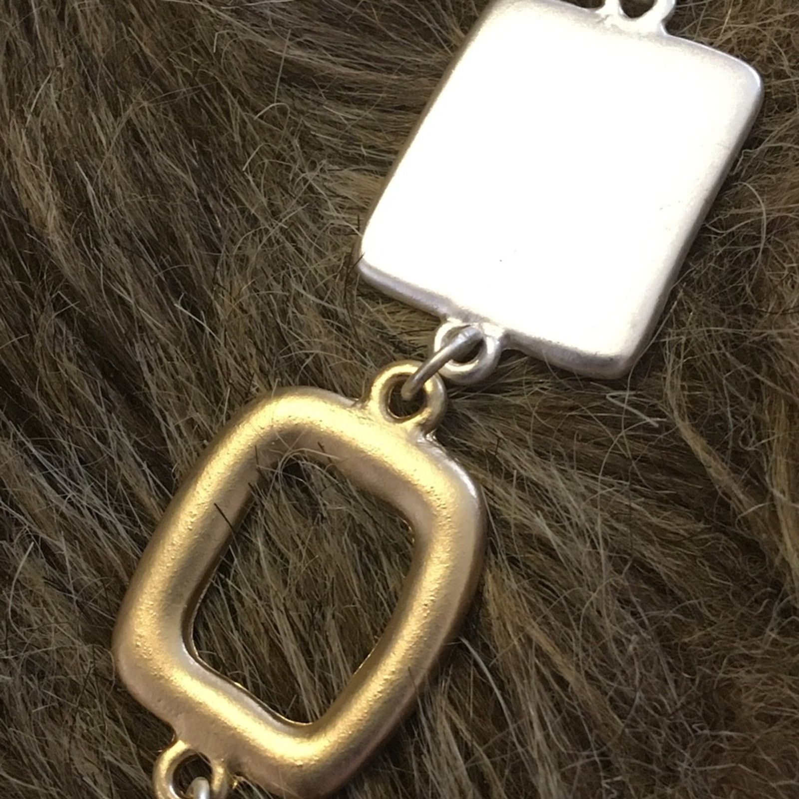 Kenneth Cole Kenneth Cole matte silver & gold link necklace Size ONE SIZE - 7 Thumbnail