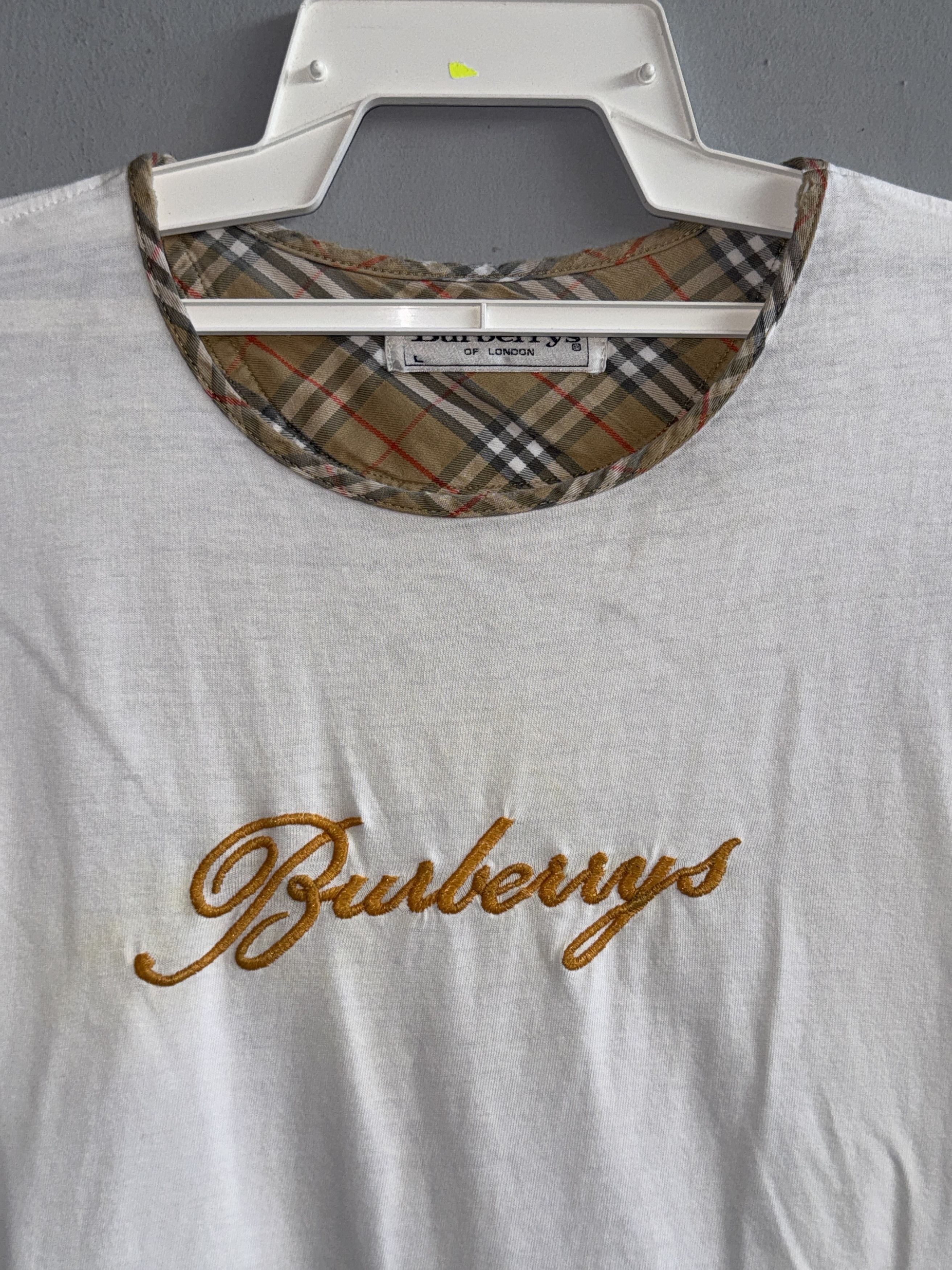 Burberry Burberry Nova Check Embroidered Logo T-Shirt Size L / US 10 / IT 46 - 2 Thumbnail