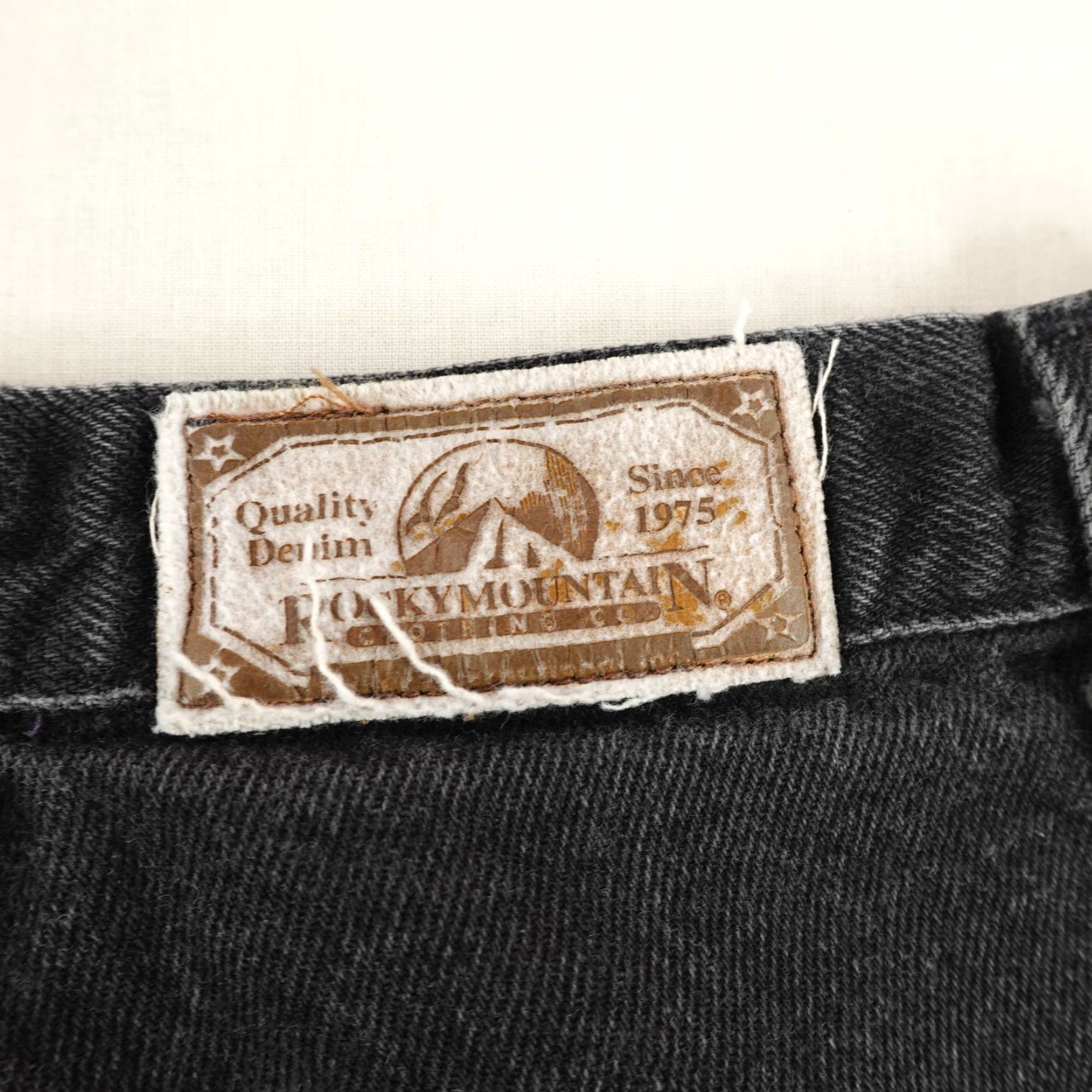 Vintage Rocky Mountain Jeans Black Denim High Rise Straight Leg Womens 32 Regular Size 24" / US 00 / IT 34 - 7 Thumbnail