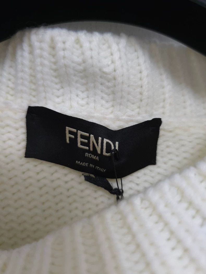 Fendi Classic Fendi Thick Knit Sweater for Men Size US XL / EU 56 / 4 - 3 Thumbnail