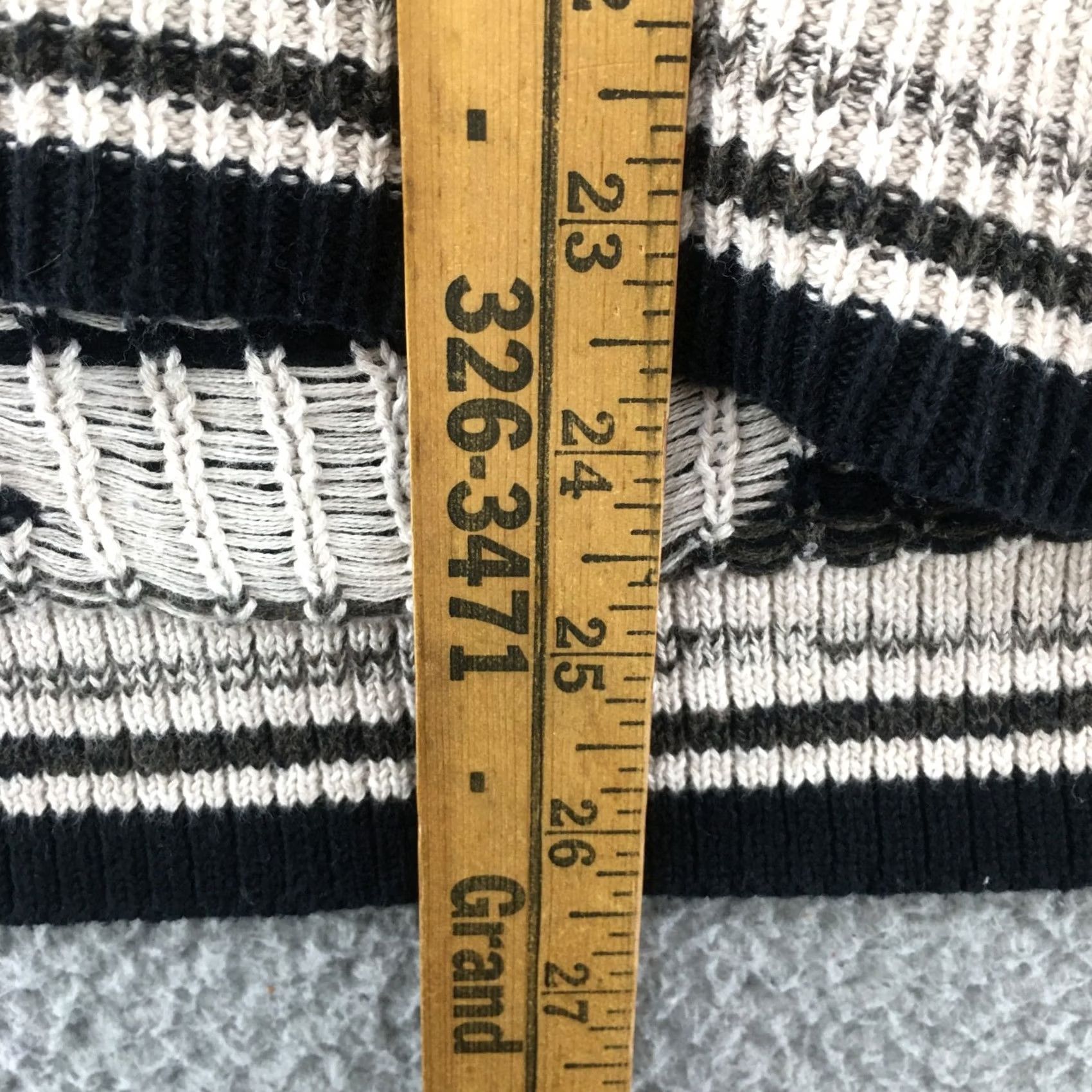 American Eagle Outfitters American Eagle Outfitters Aztec Hooded Sweater Womens XS Black White Scoop Neck Size XS / US 0-2 / IT 36-38 - 5 Thumbnail