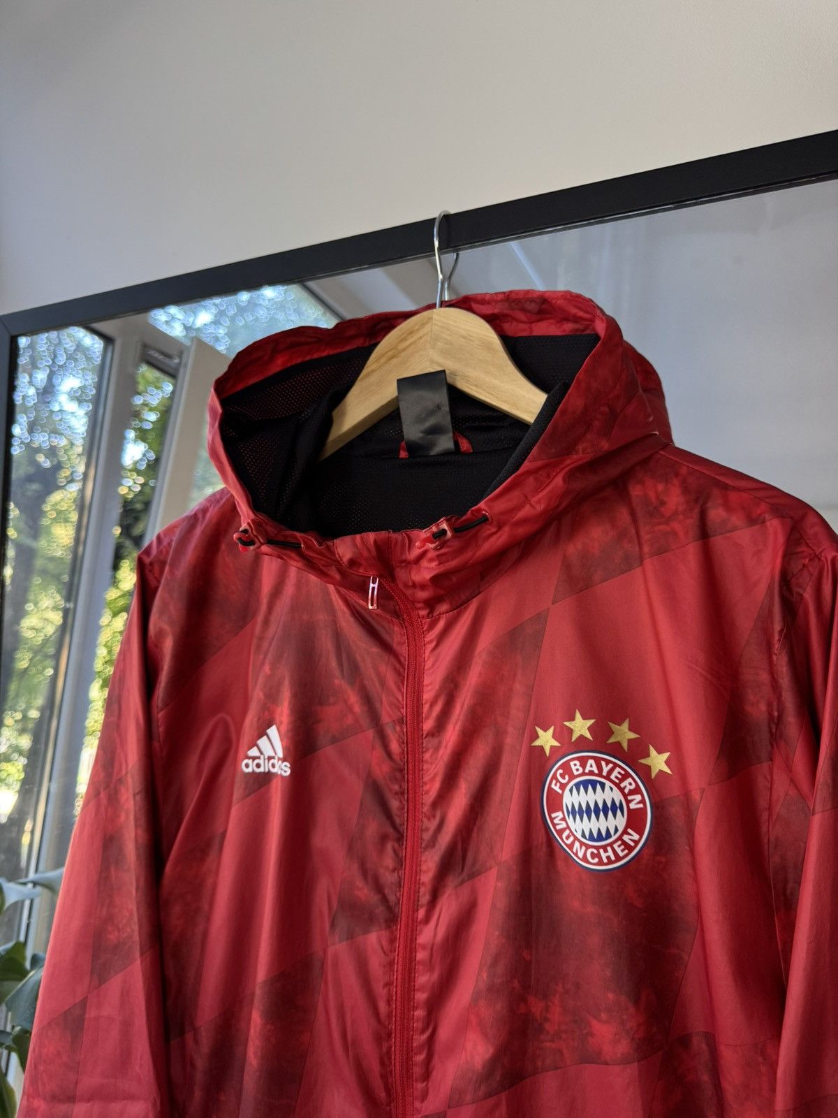 Adidas Adidas x FC Bayern Munchen light jacket size M Size US M / EU 48-50 / 2 - 2 Thumbnail