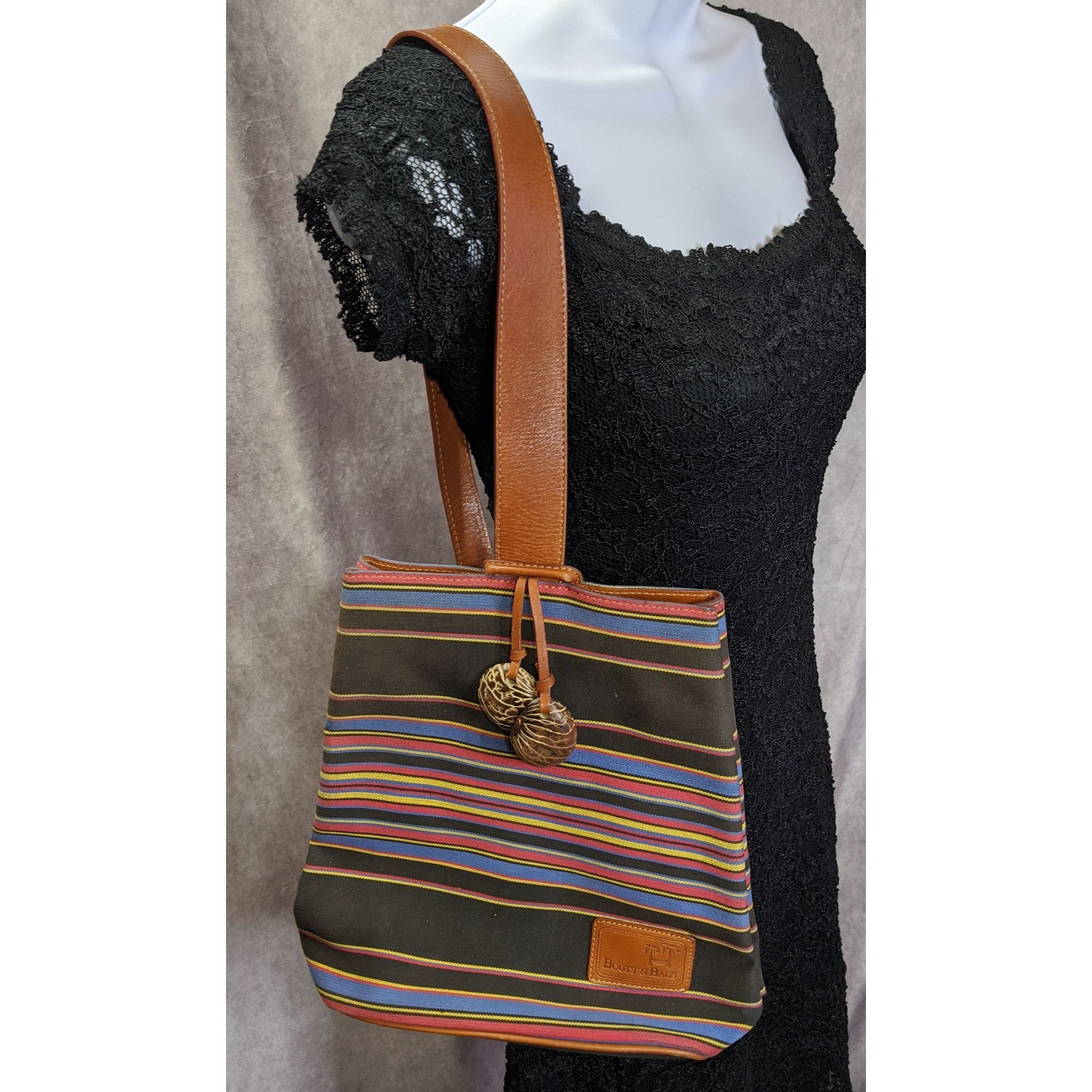 Other Boots N Bags Southwestern Canvas Sling Bag With Leather Acce Size ONE SIZE - 1 Thumbnail