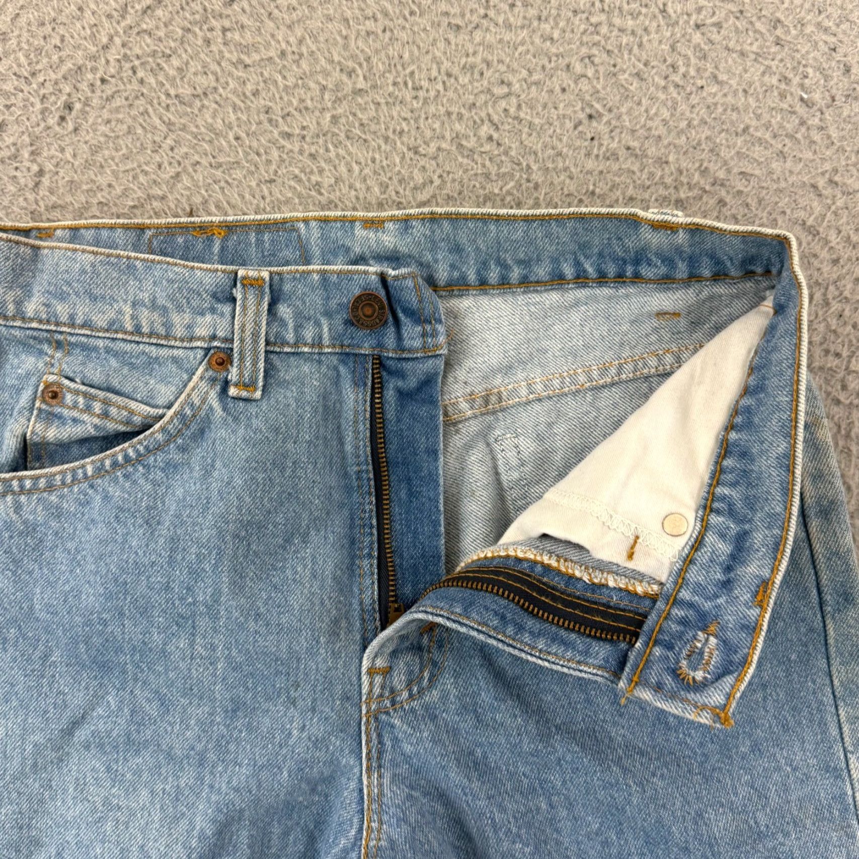 Levi's VINTAGE Levi's 505 Jean Shorts Mens 28 Orange Tab Cut Off Loose Skater Y2K 12" Jeans Shorts Mens 28 Blue Orange Tab 505 Levi's Cut Off Y2K 12" Size US 28 / EU 44 - 6 Thumbnail