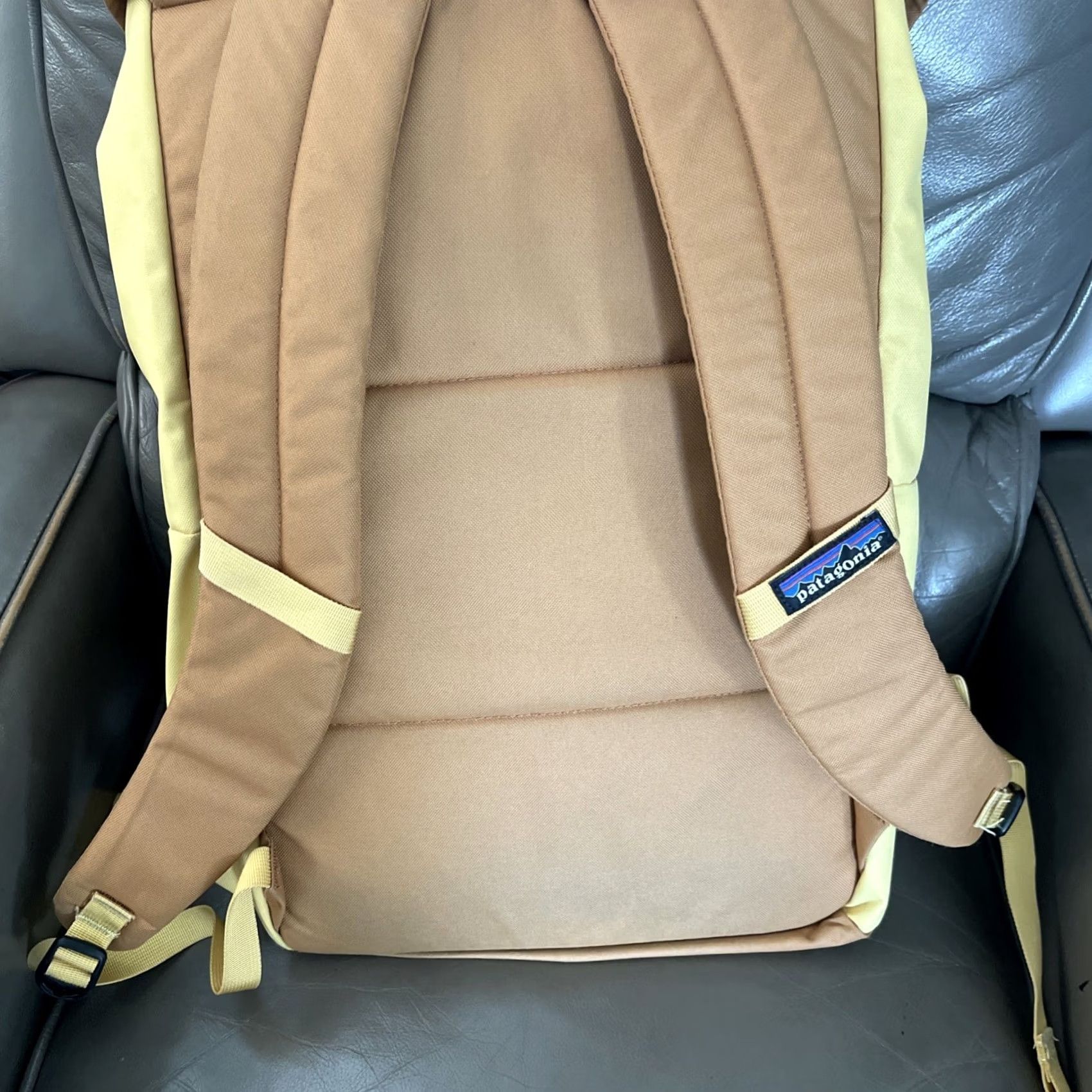 Patagonia Patagonia Backpack Mens One Size Yellow Arbor Lid Pack 48545FA22 Leather? (Note: No new info) Size ONE SIZE - 6 Thumbnail