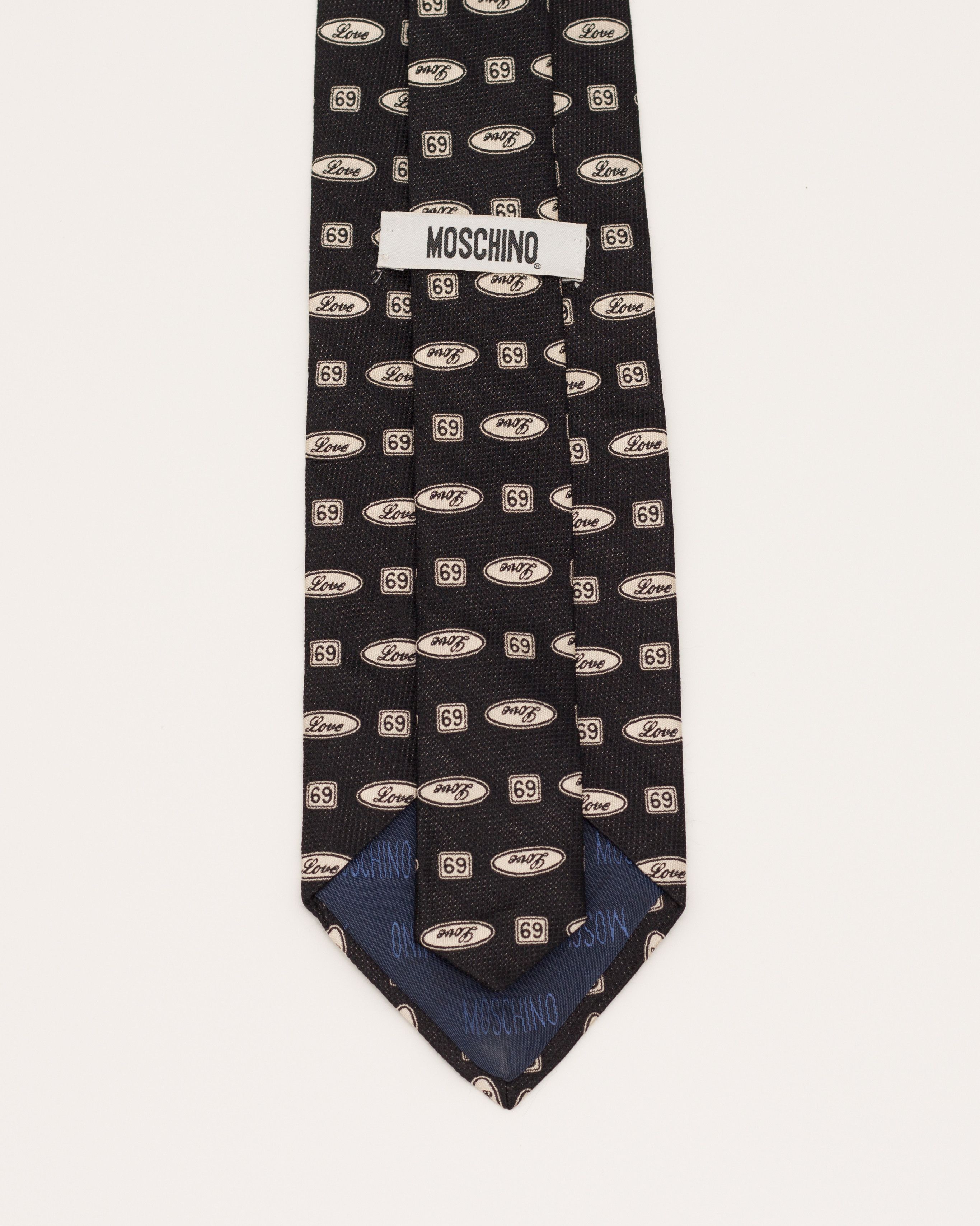 Moschino Vintage Silk Tie Love 69 Pattern Size ONE SIZE - 11 Thumbnail