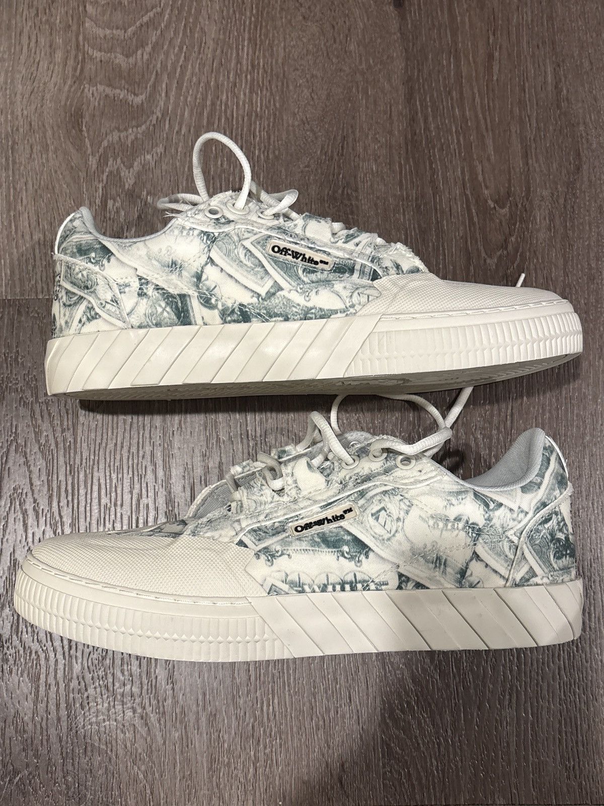 Off-White Off-White Vulcanized 779 Dollar White Size US 11 / EU 44 - 1 Thumbnail