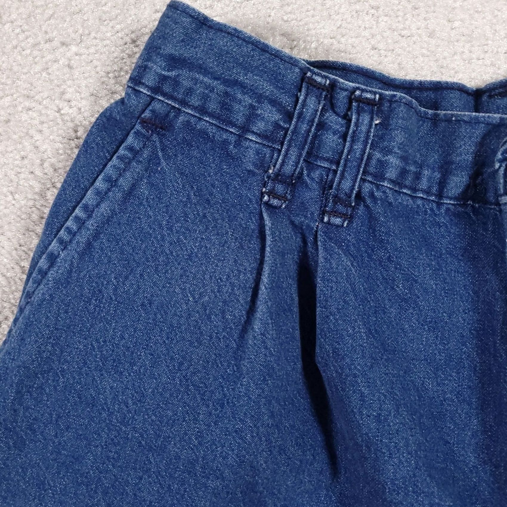 Vintage VINTAGE CHIC Bermuda Jean Shorts Women's 14 Denim High Rise Pleated Cuffed USA Made Shorts Jane? Size 36" / US 14 / IT 50 - 4 Thumbnail