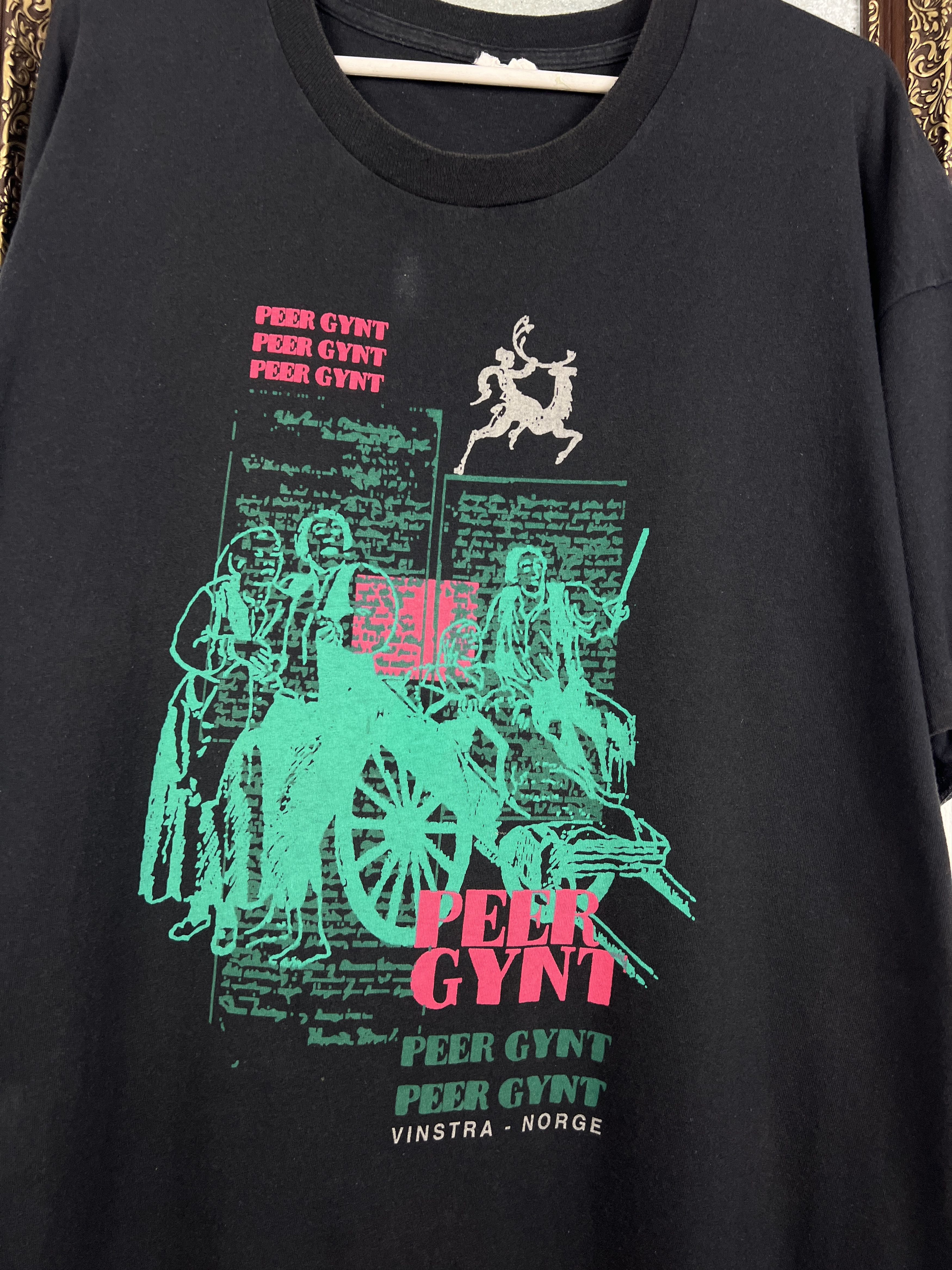 Vintage Vintage 90's Peer Gynt Over Print Shirt Big Logo Jersey Tee Size US XXL / EU 58 / 5 - 3 Thumbnail