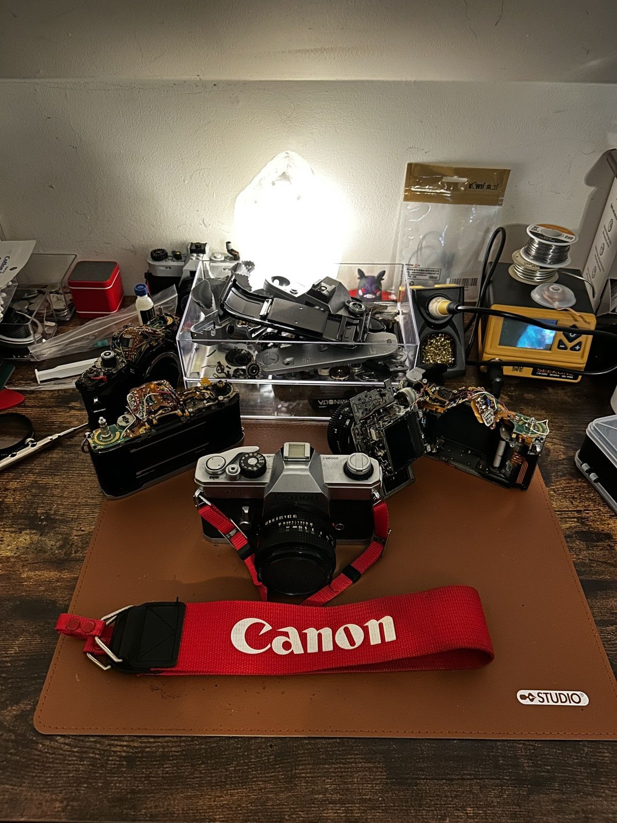 Canon × Japanese Brand × Vintage Vintage 1980s red Canon camera strap Size 34 - 1 Thumbnail