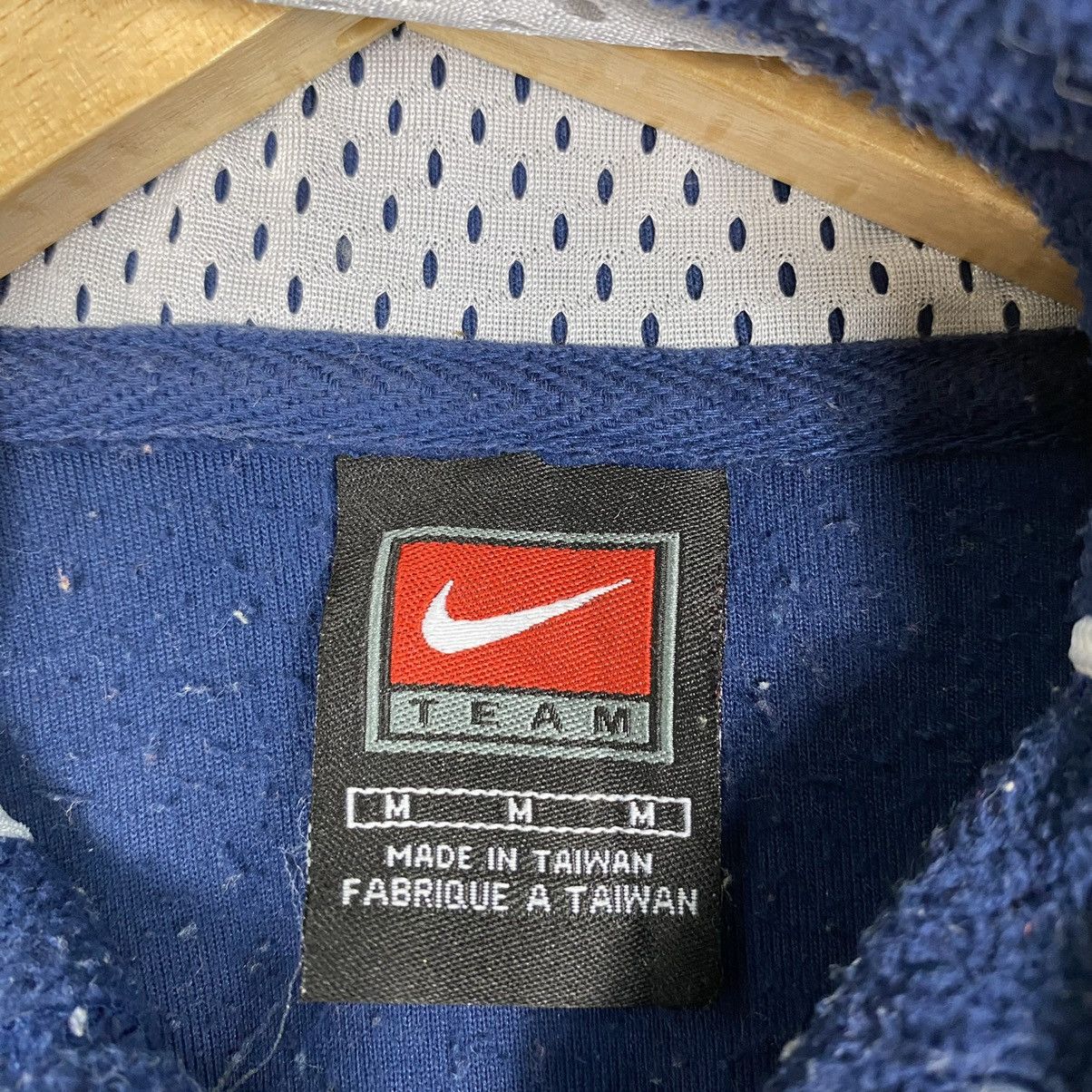 Nike Vintage 90s Nike Basketball Pullover Hoodie Fleece Size US M / EU 48-50 / 2 - 12 Thumbnail