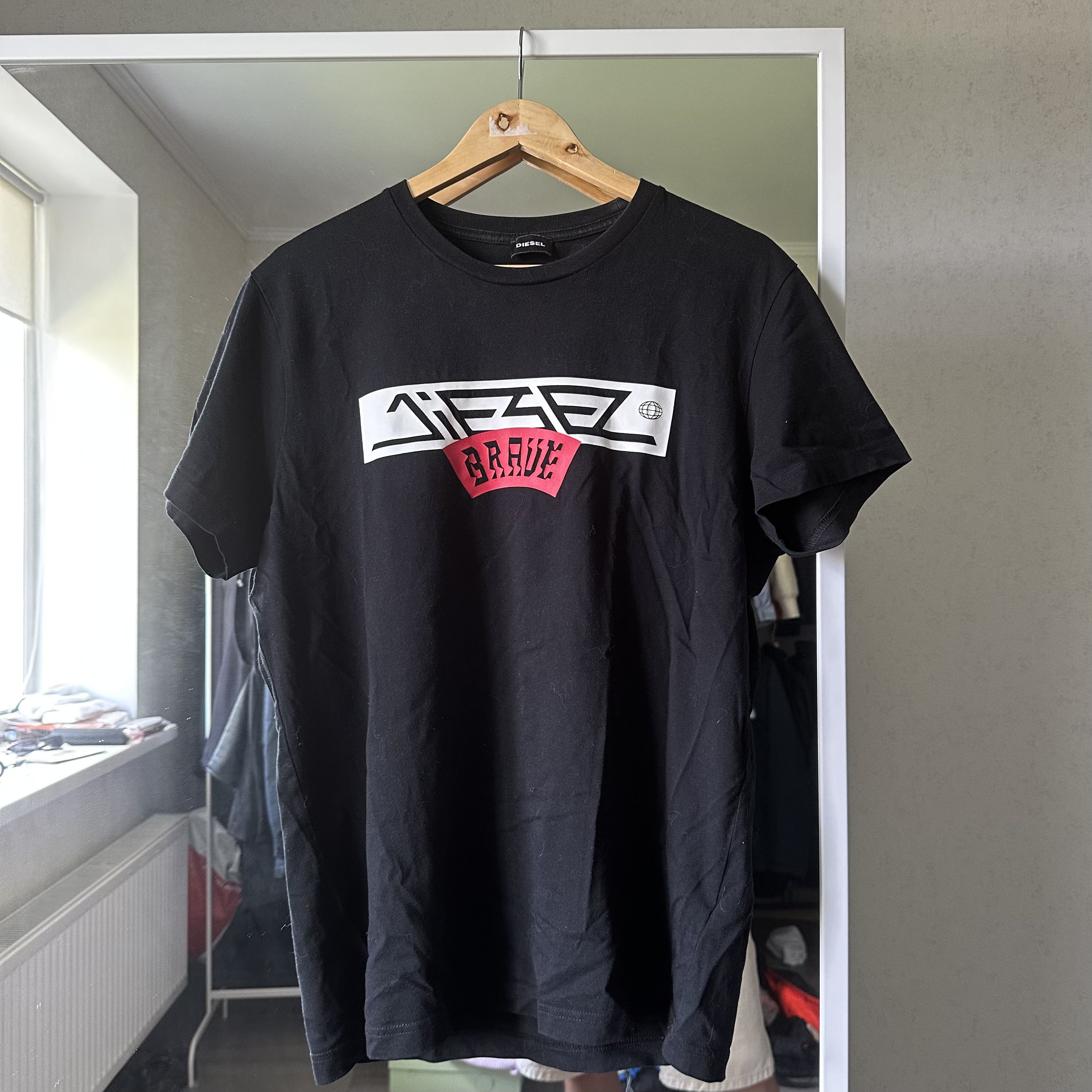Diesel Diesel Brave Big Center Logo Black Avant Garde T Shirt Size US L / EU 52-54 / 3 - 1 Thumbnail