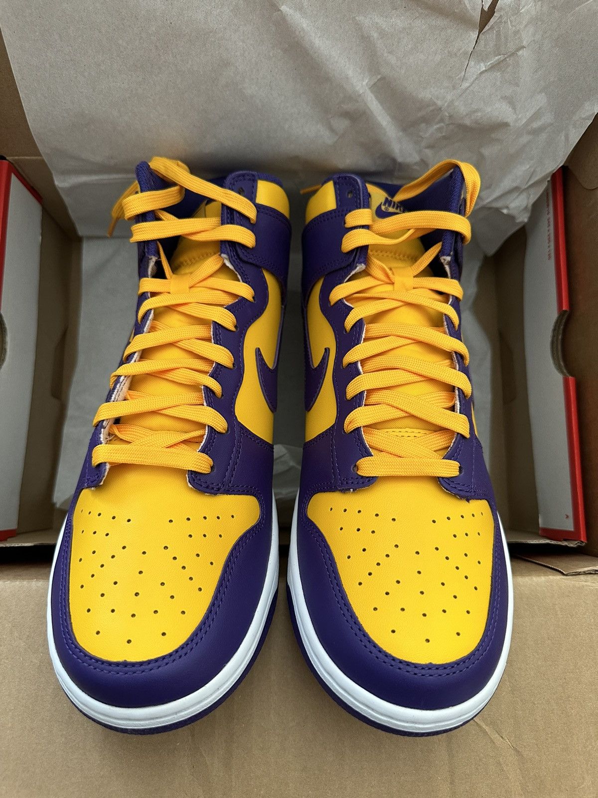 Nike Nike Dunk High Lakers Size US 11 / EU 44 - 1 Thumbnail