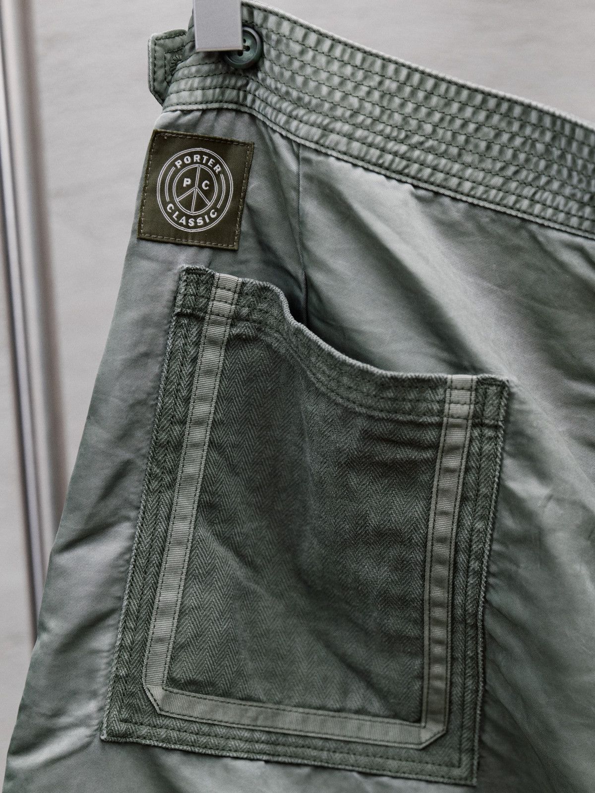 Porter Classic Porter Classic SUPER NYLON MASH BAKER PANTS - OLIVE Size US 34 / EU 50 - 3 Thumbnail