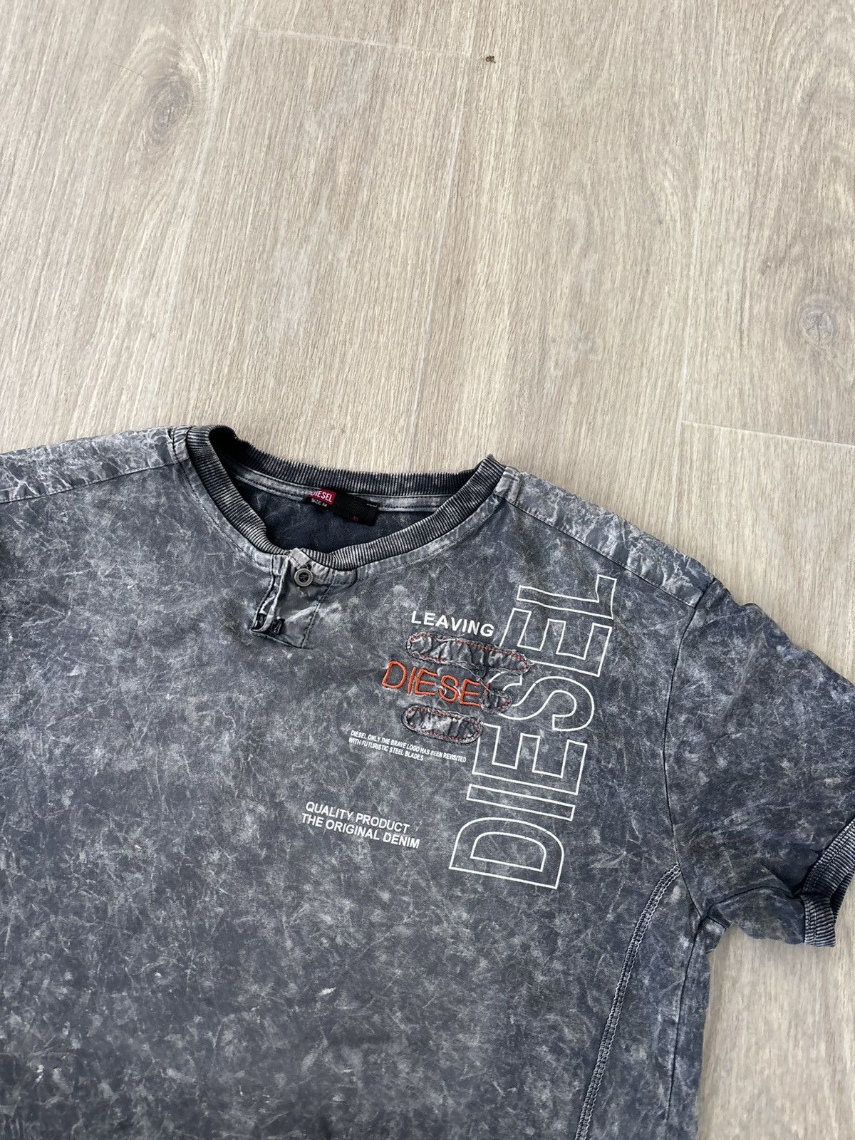 Diesel Vintage Diesel y2k t shirt rare Size US M / EU 48-50 / 2 - 2 Thumbnail