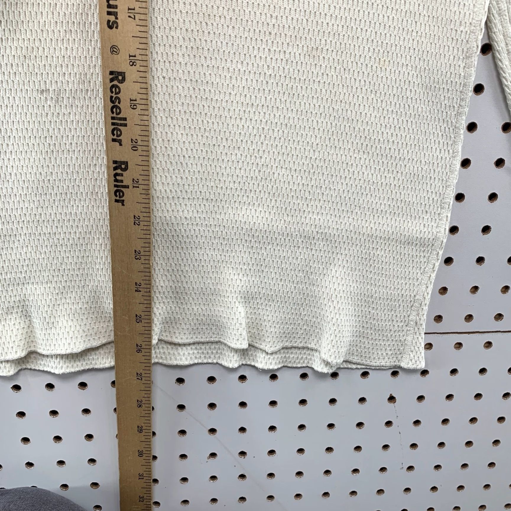 Vintage VINTAGE Bodygard T-Shirt Shirt Mens L Beige Thermal Waffle Knit Long Sleeve 50s 60s Cotton Grunge Winter Fall Spring Mens Size US L / EU 52-54 / 3 - 7 Thumbnail