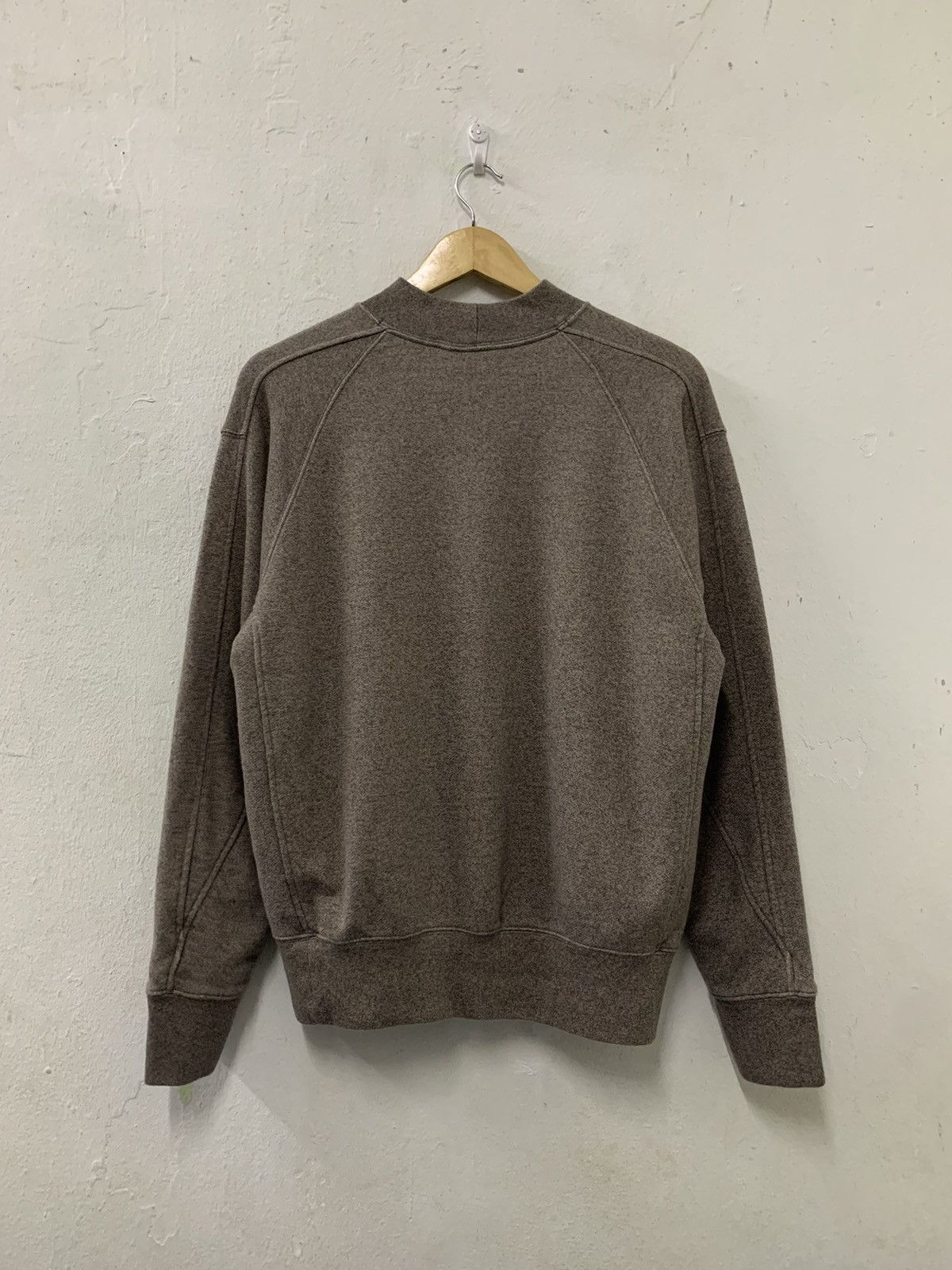 Uniqlo Uniqlo Brown Sweatshirt Size US L / EU 52-54 / 3 - 2 Thumbnail