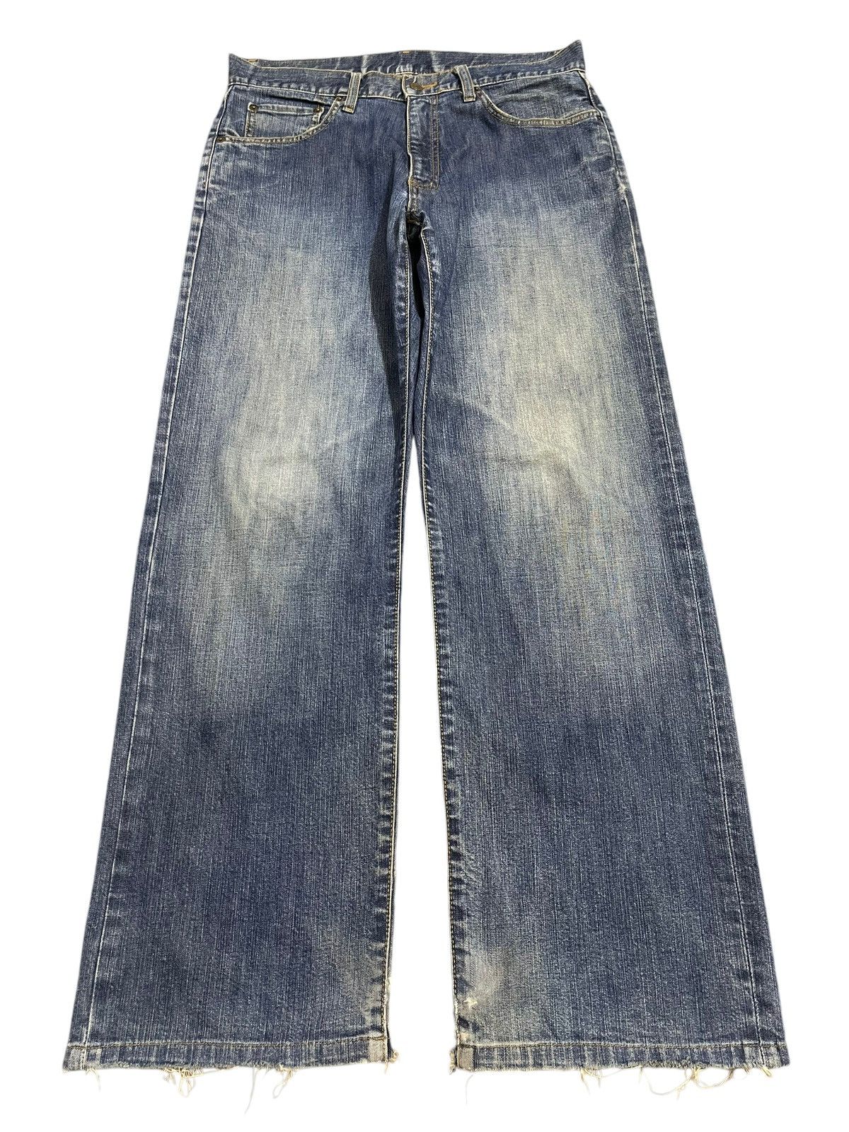 Uniqlo Vintage Japanese Uniqlo Blue Faded Wash Baggy Jeans Size US 33 - 1 Thumbnail
