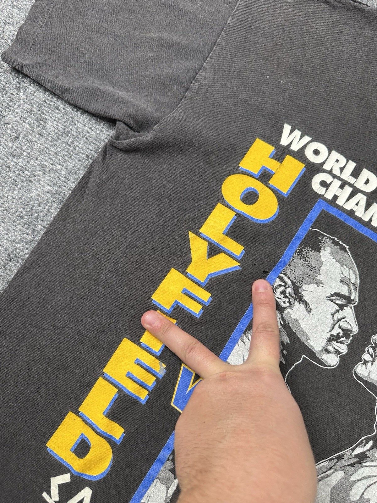 Other Mens T-Shirt Holyfield Moorer Boxing Black 1994, Size M Size US M / EU 48-50 / 2 - 7 Thumbnail