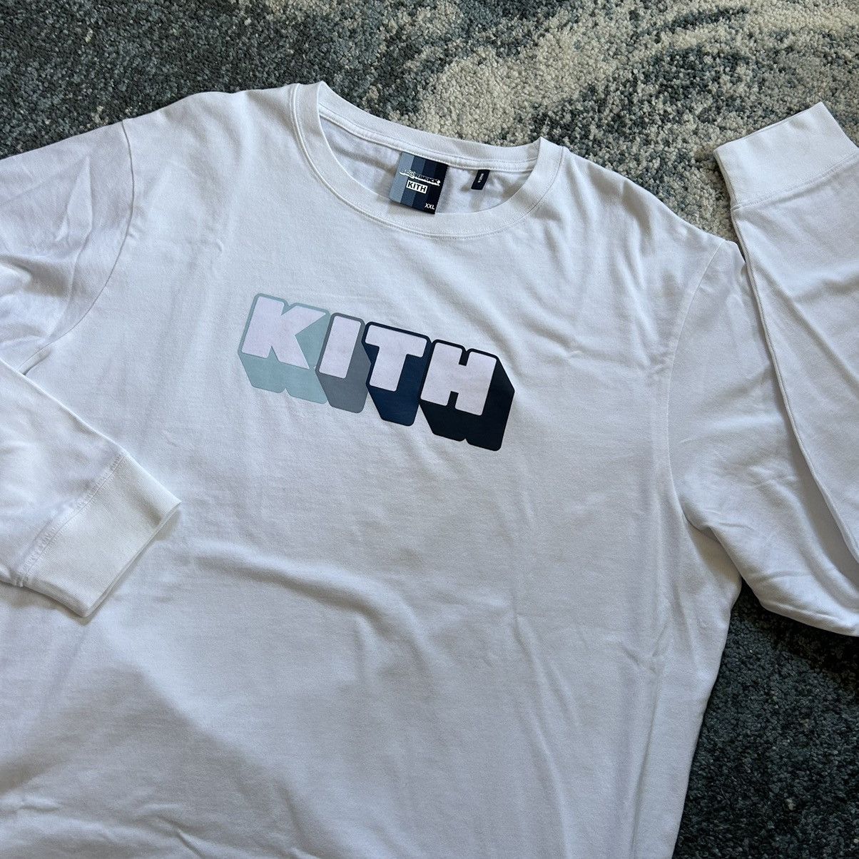 Kith × Medicom Toy × Ronnie Fieg 2019 KiTH x BE@RBRiCK HiGH DENSiTY FELT LOGO L/S TEE Size US XXL / EU 58 / 5 - 2 Thumbnail