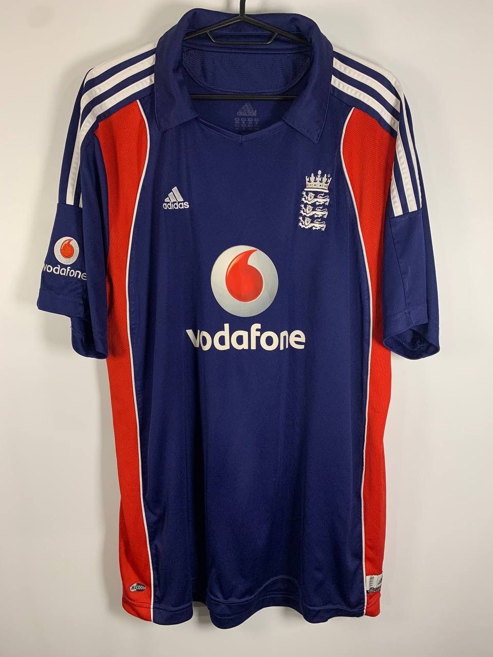 Adidas × Vintage Adidas England 2008 | Vintage jersey | Vodafone Size US XL / EU 56 / 4 - 1 Thumbnail