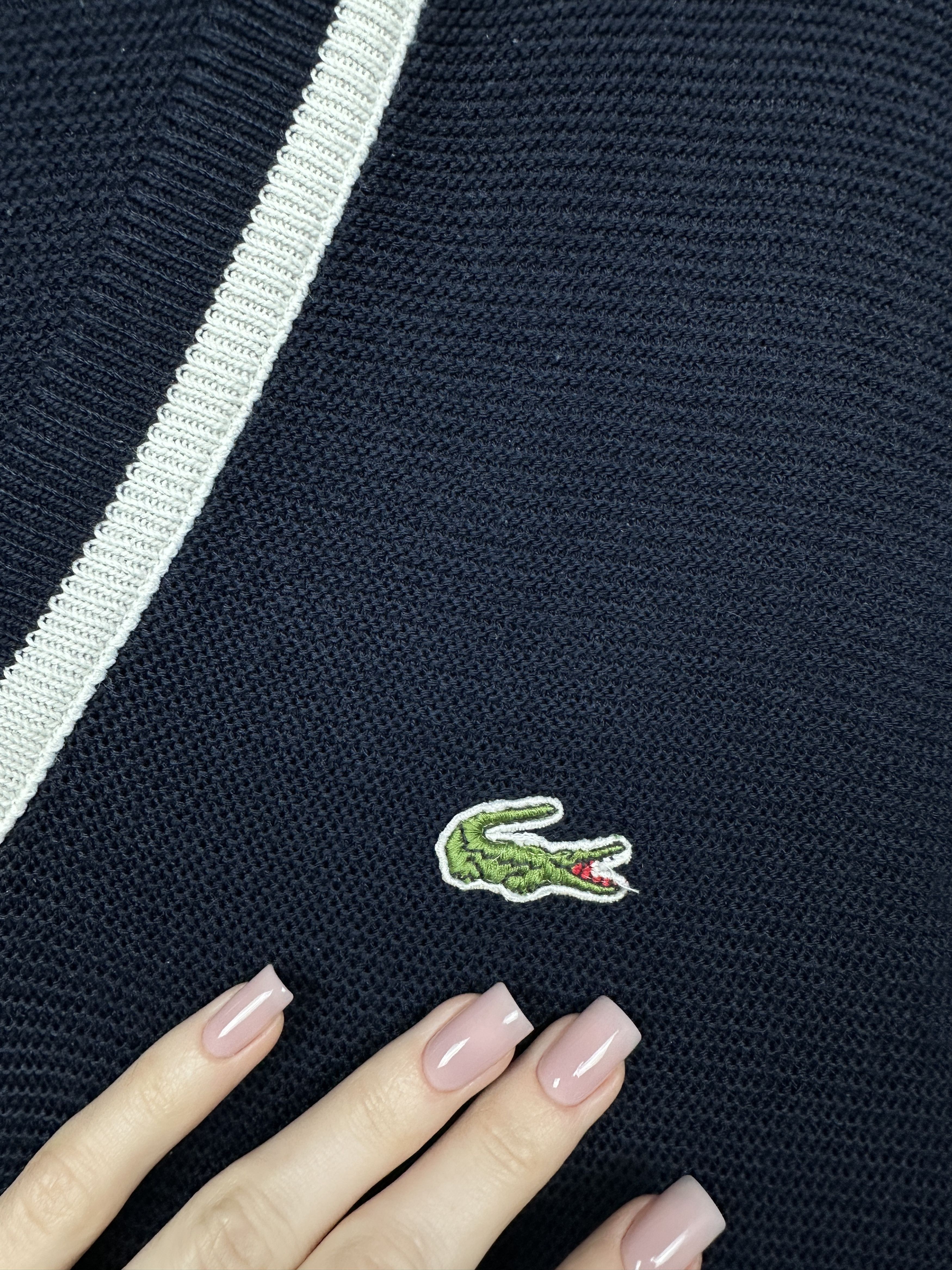 Lacoste Lacoste Vintage Chemise Mens V-neck Sweater Size US M / EU 48-50 / 2 - 3 Thumbnail