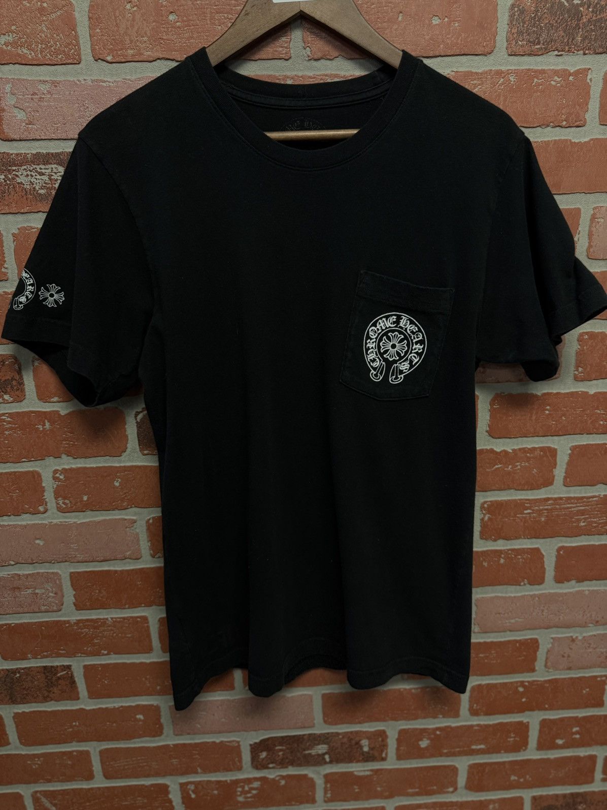 Chrome Hearts Chrome Hearts Back Multi Color Logo Exlusive Black Size M 🧼 Size US M / EU 48-50 / 2 - 1 Thumbnail
