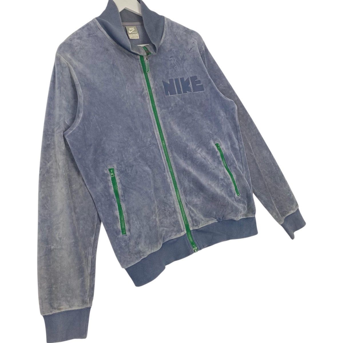 Other Vintage Nike Sportswear Velvet Sweater Full Zip Size M Size US M / EU 48-50 / 2 - 3 Thumbnail