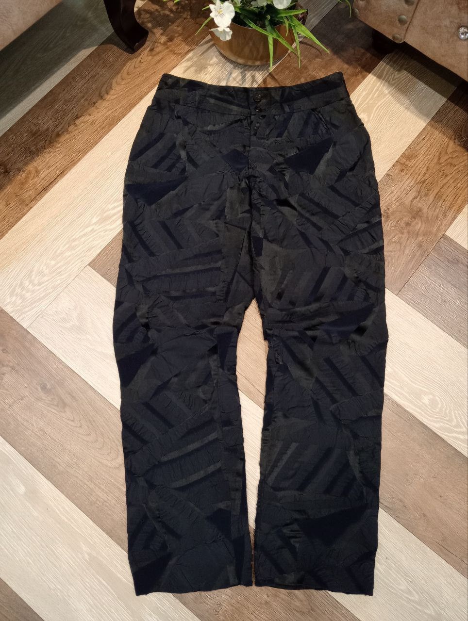 Issey Miyake VINTAGE ISSEY MIYAKE GEOMETRIC PLEATED TROUSERS Size 29" - 2 Thumbnail