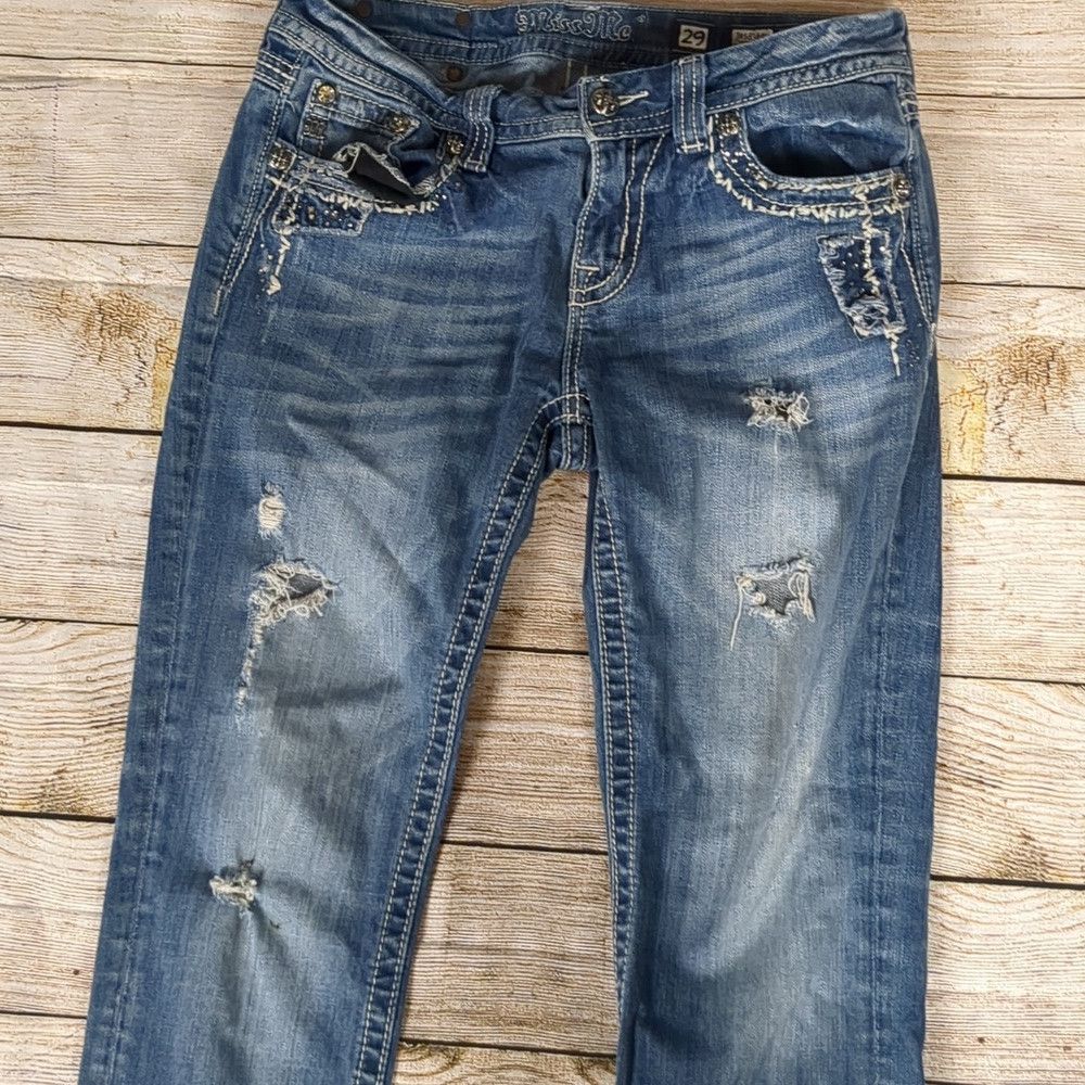 Miss Me Miss me distressed easy crop jeans size 29 Size 29" - 2 Thumbnail