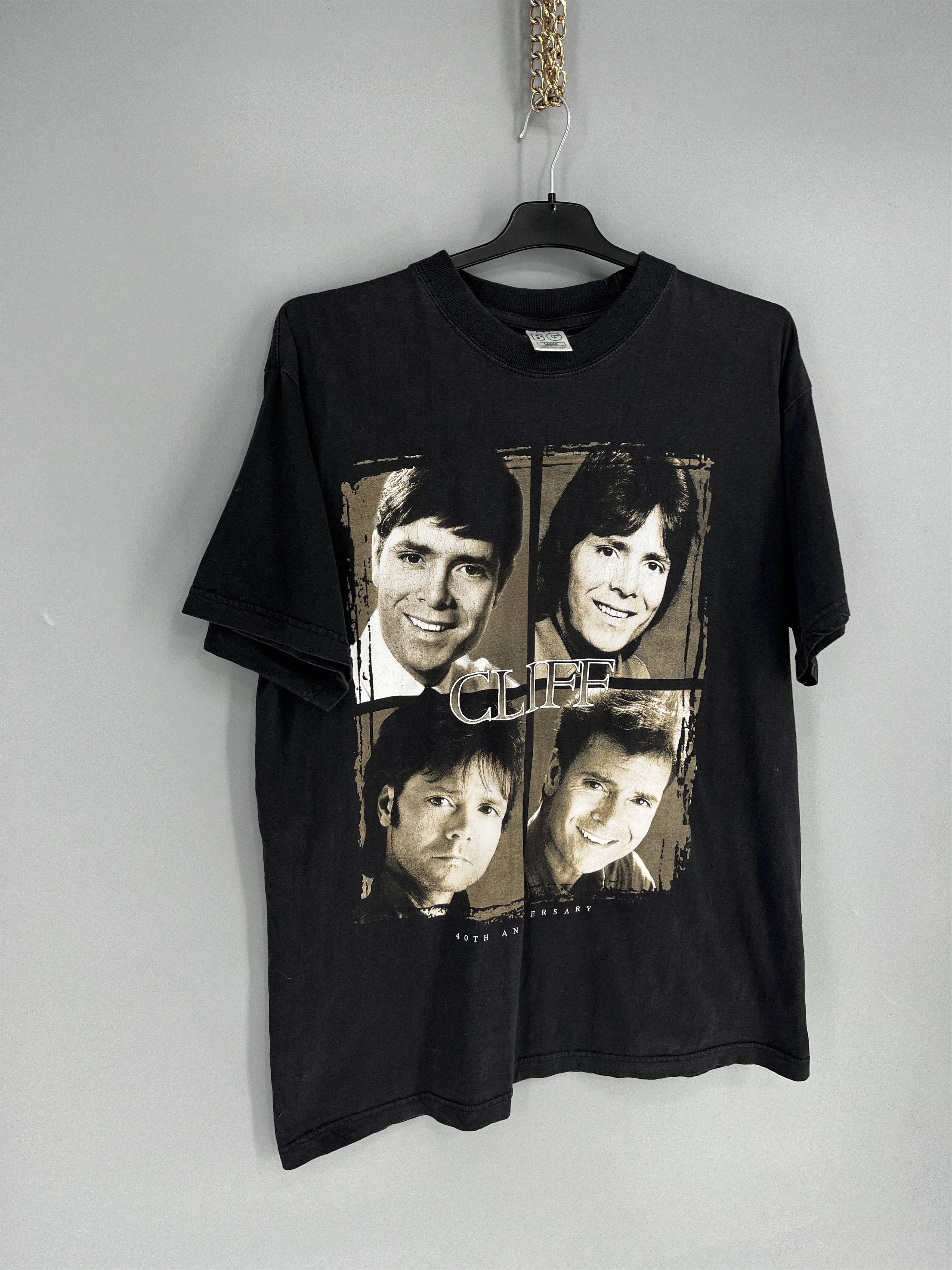 Band Tees Vintage Cliff Richard T Shirt Australia NZ Anniversary 1998 Size US L / EU 52-54 / 3 - 2 Thumbnail