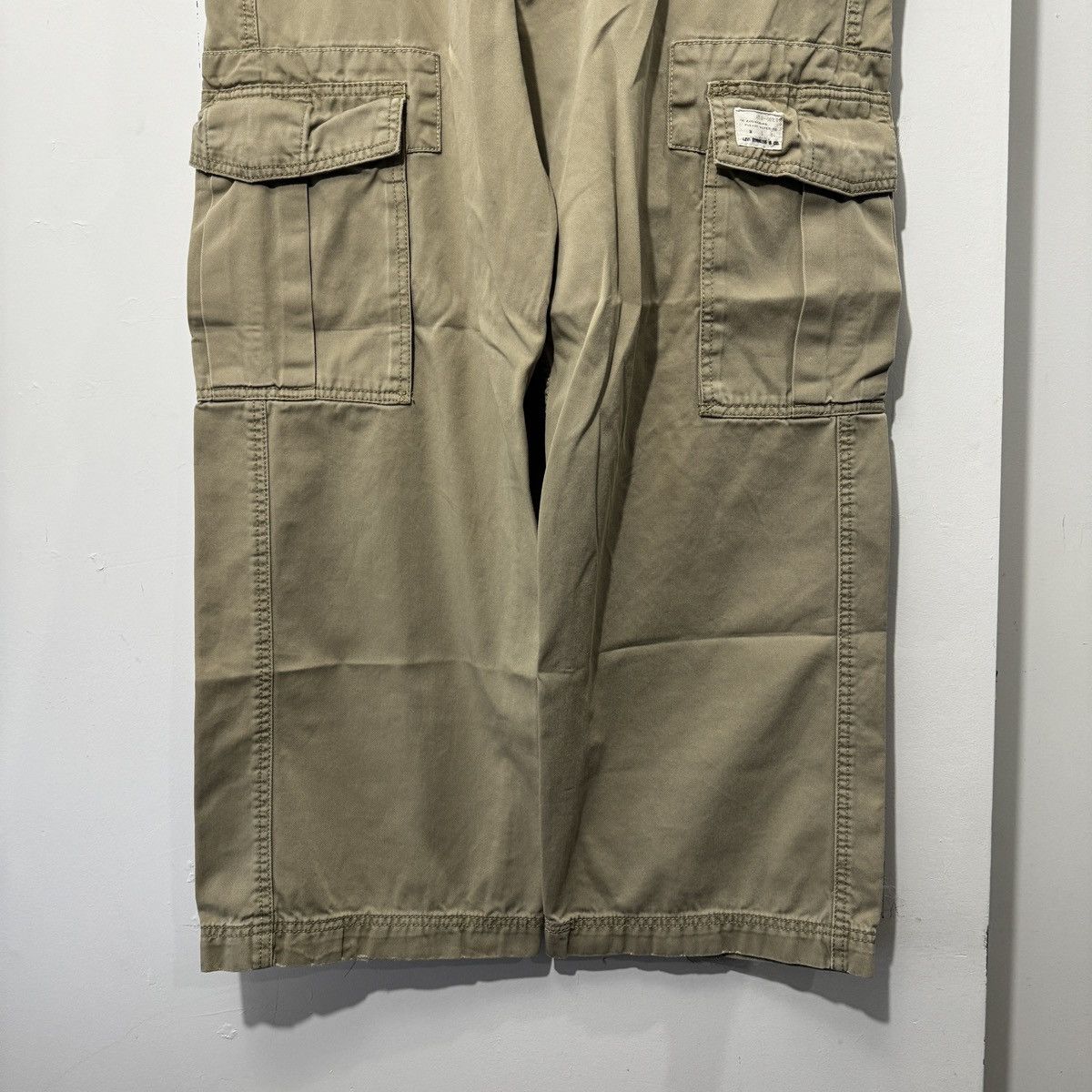 Levi's Vintage Y2K Levi's Wide Leg Baggy Cargo Pants Size US 36 / EU 52 - 9 Thumbnail