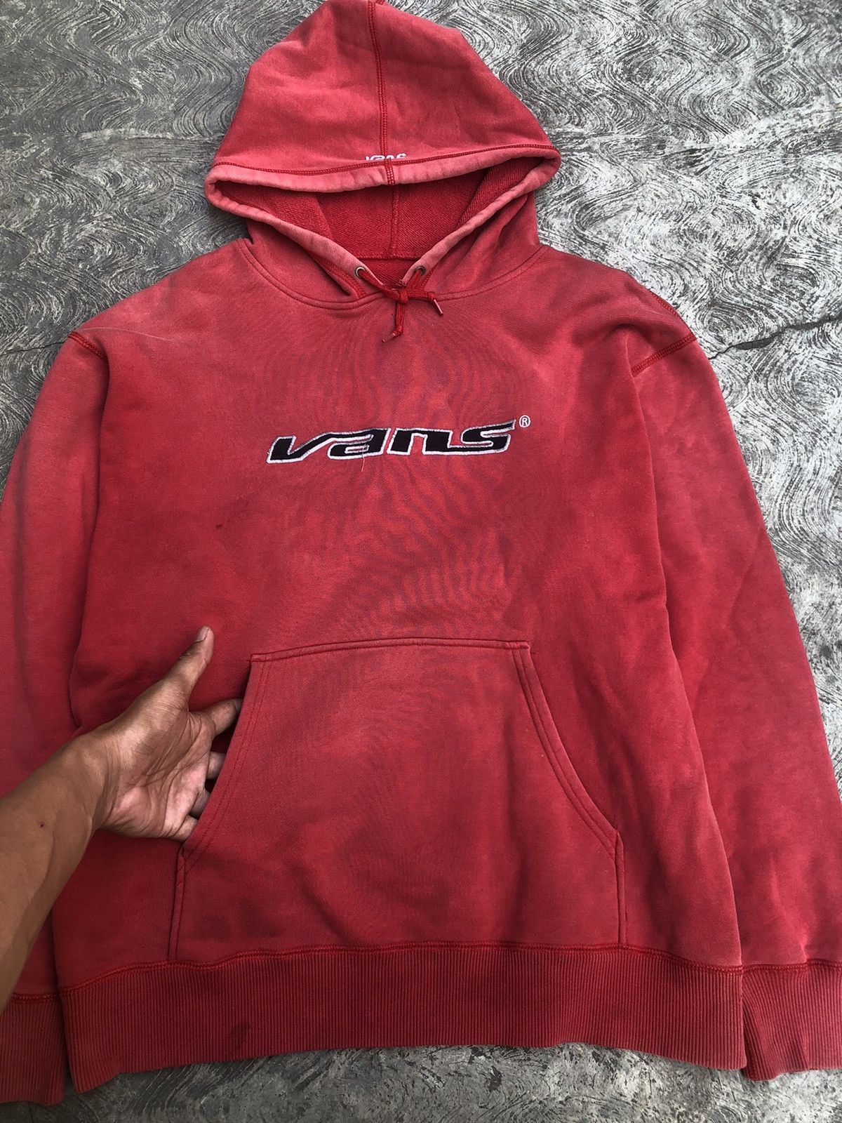 Vans Vintage Vans Big Logo Sun Faded Skate Punk Hoodie Size US L / EU 52-54 / 3 - 3 Thumbnail