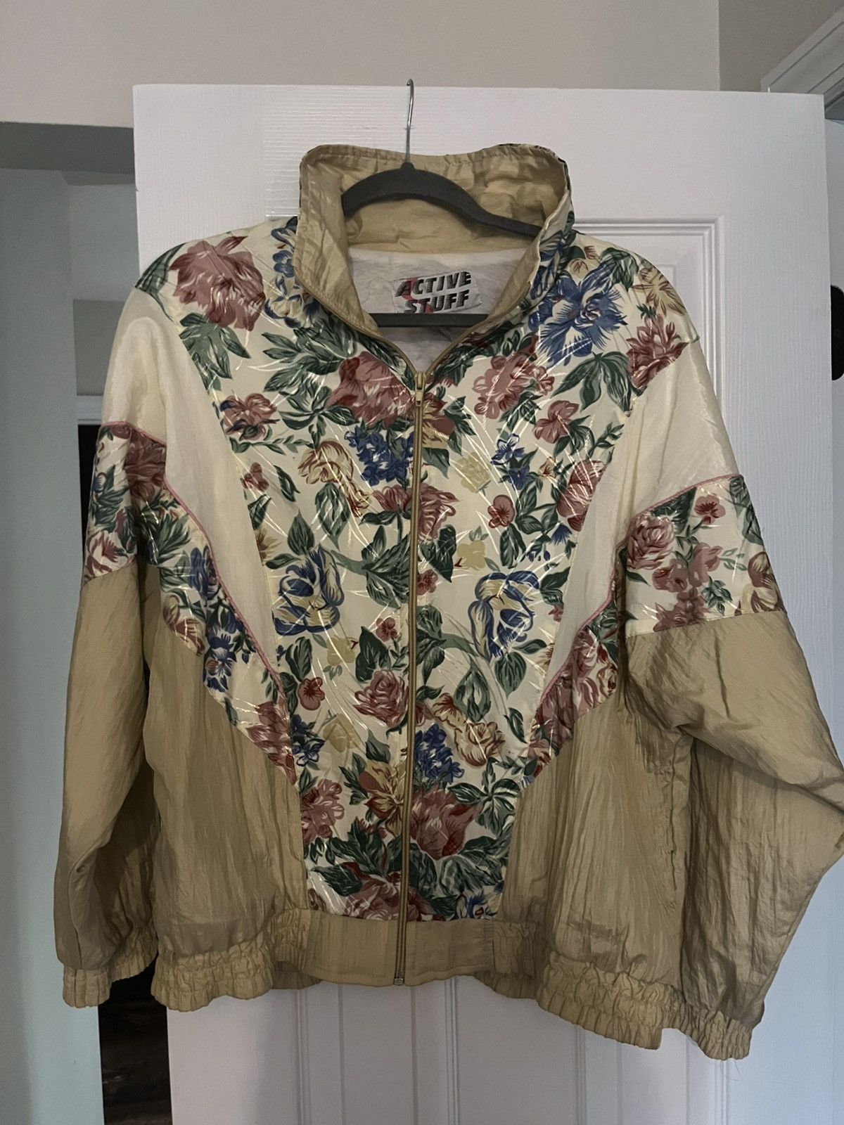 Vintage Vintage Women’s Windbreaker Size M / US 6-8 / IT 42-44 - 1 Thumbnail