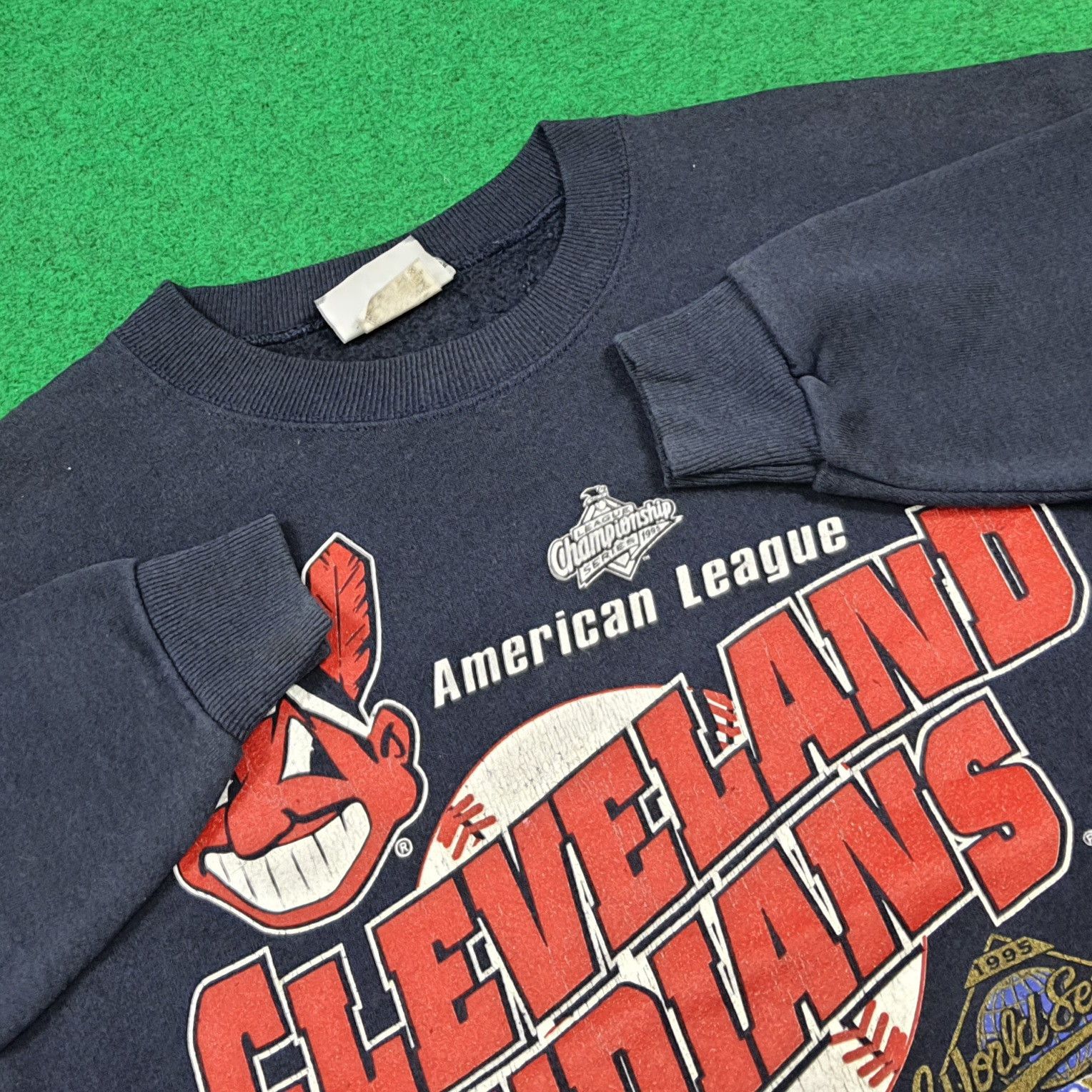 Lee Vtg 90s Cleveland Indians World Series Sweatshirt C287N12 Size US L / EU 52-54 / 3 - 6 Thumbnail