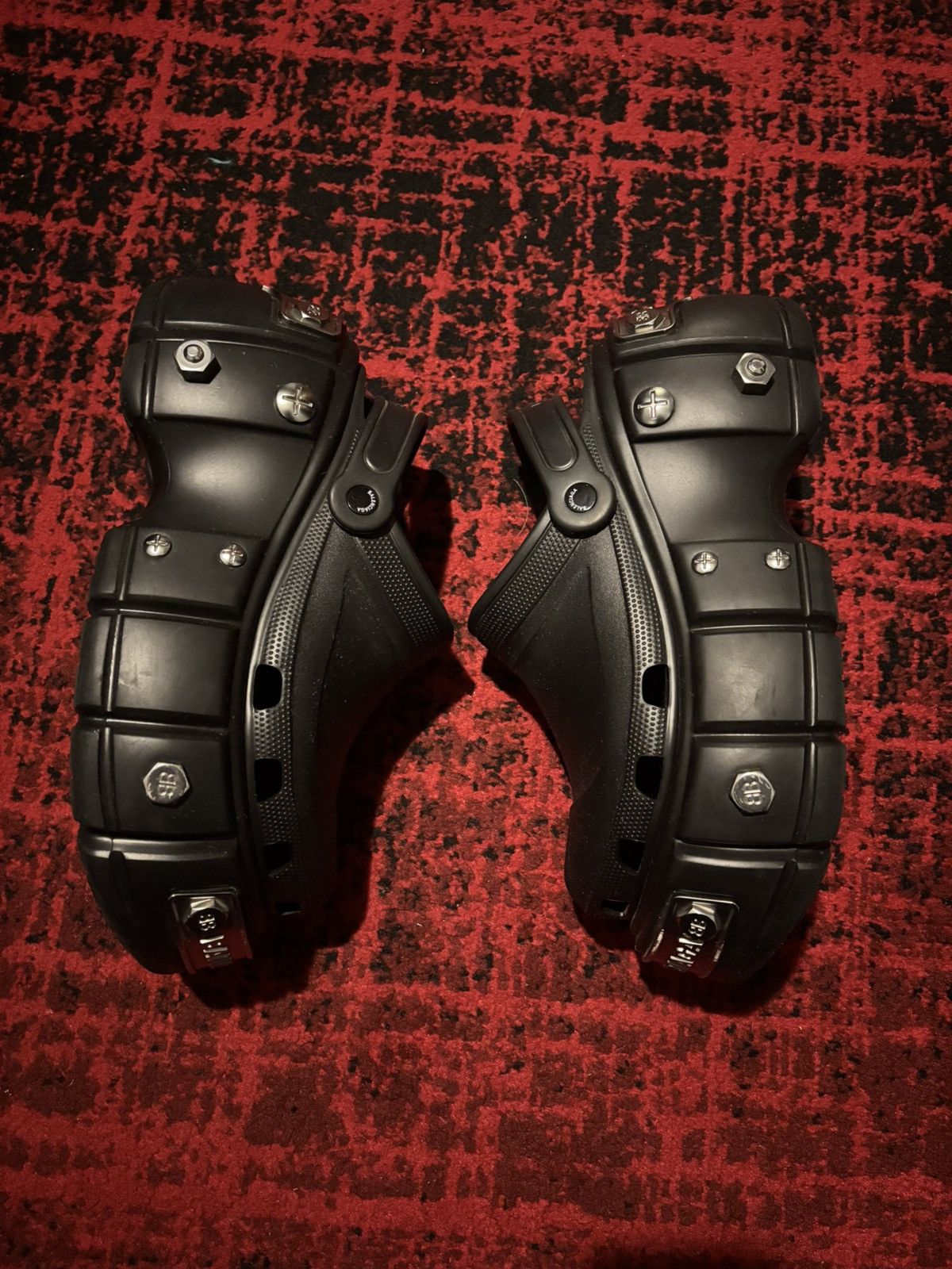 Balenciaga × Crocs Balenciaga Hardcrocs Size US 11 / EU 44 - 3 Thumbnail