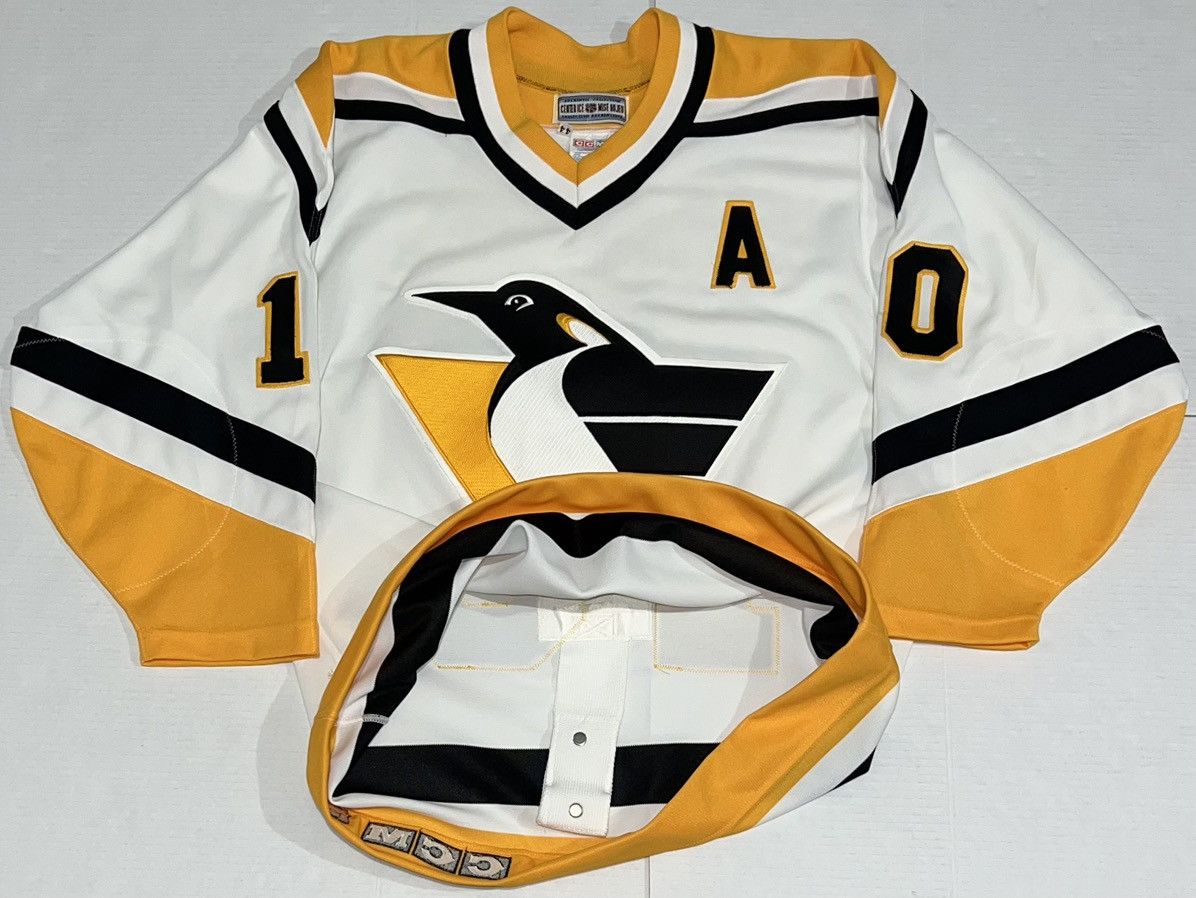 Ccm Vintage Pittsburgh Penguins Signed Ron Francis Jersey Ccm Size US L / EU 52-54 / 3 - 1 Thumbnail