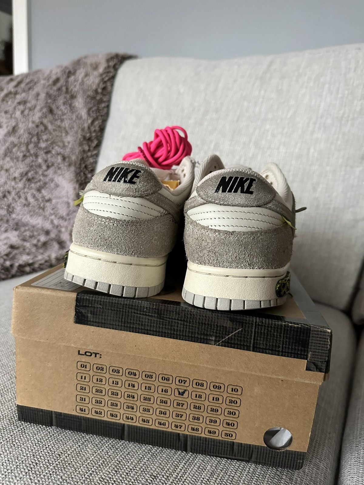 Nike × Off-White Nike Off White Dunk Low 'lot 17' Size US 10.5 / EU 43-44 - 5 Thumbnail