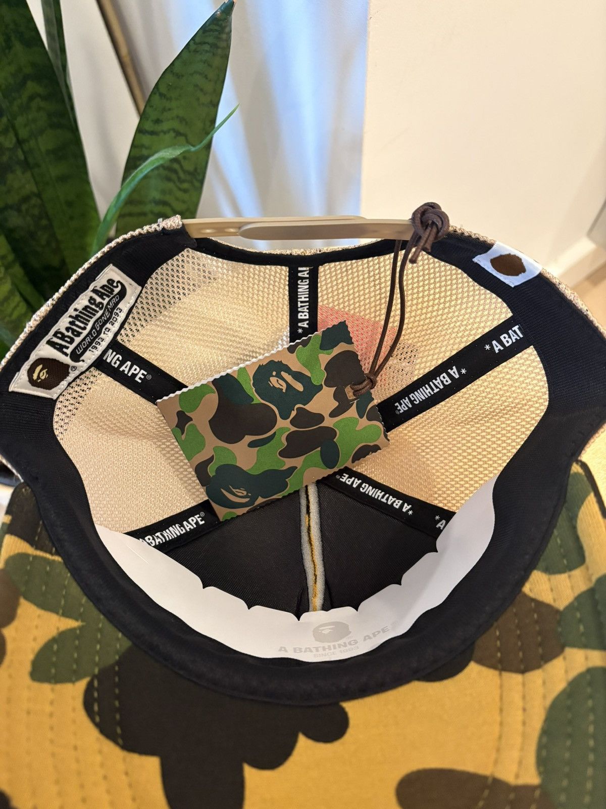 Bape BAPE 1ST CAMO NYC LOGO MESH CAP NWT Size ONE SIZE - 3 Thumbnail
