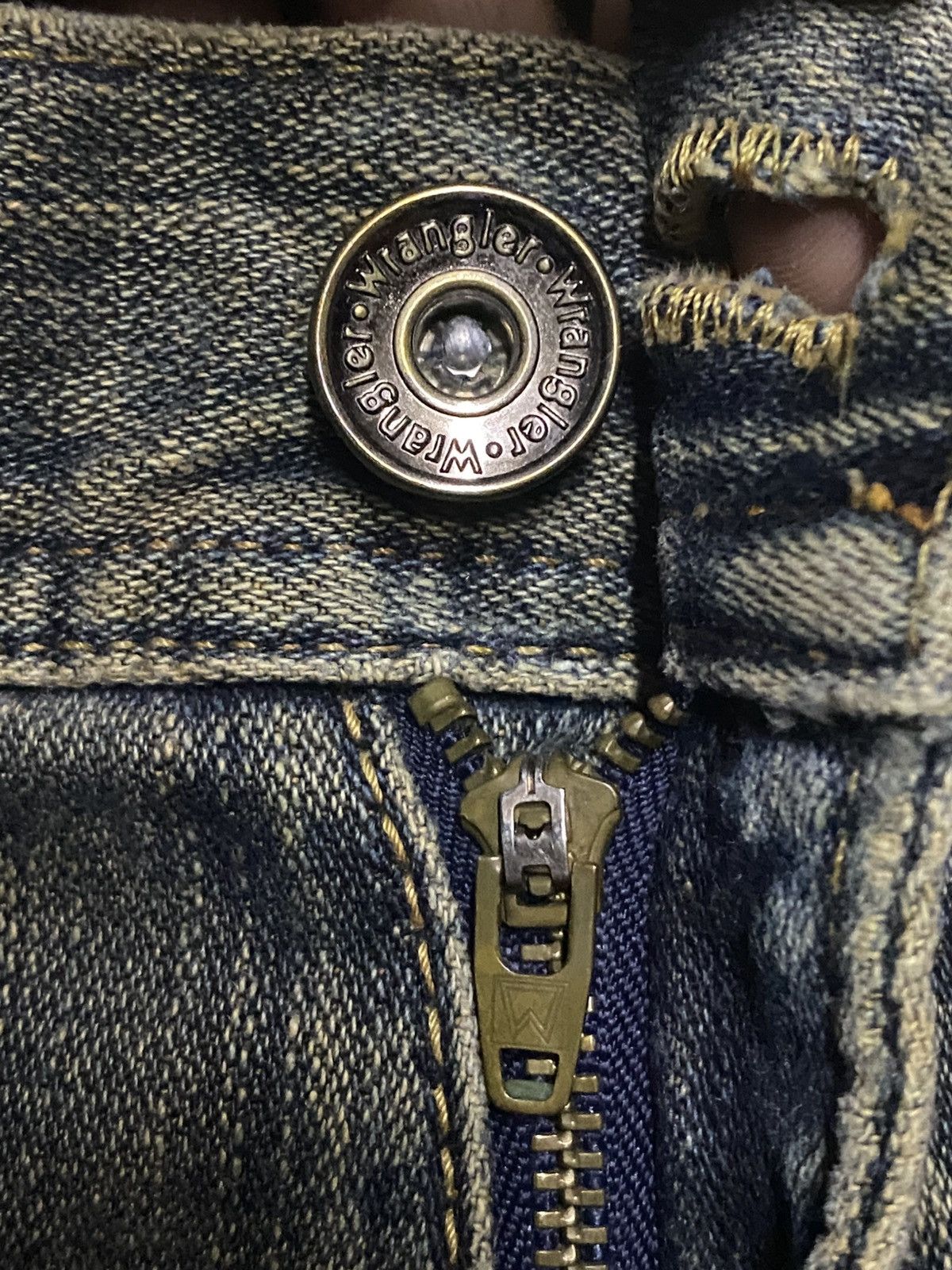 Wrangler Vintage Wrangler Crazy Mud Wash Distressed Repair Baggy Jean Size US 32 / EU 48 - 8 Thumbnail