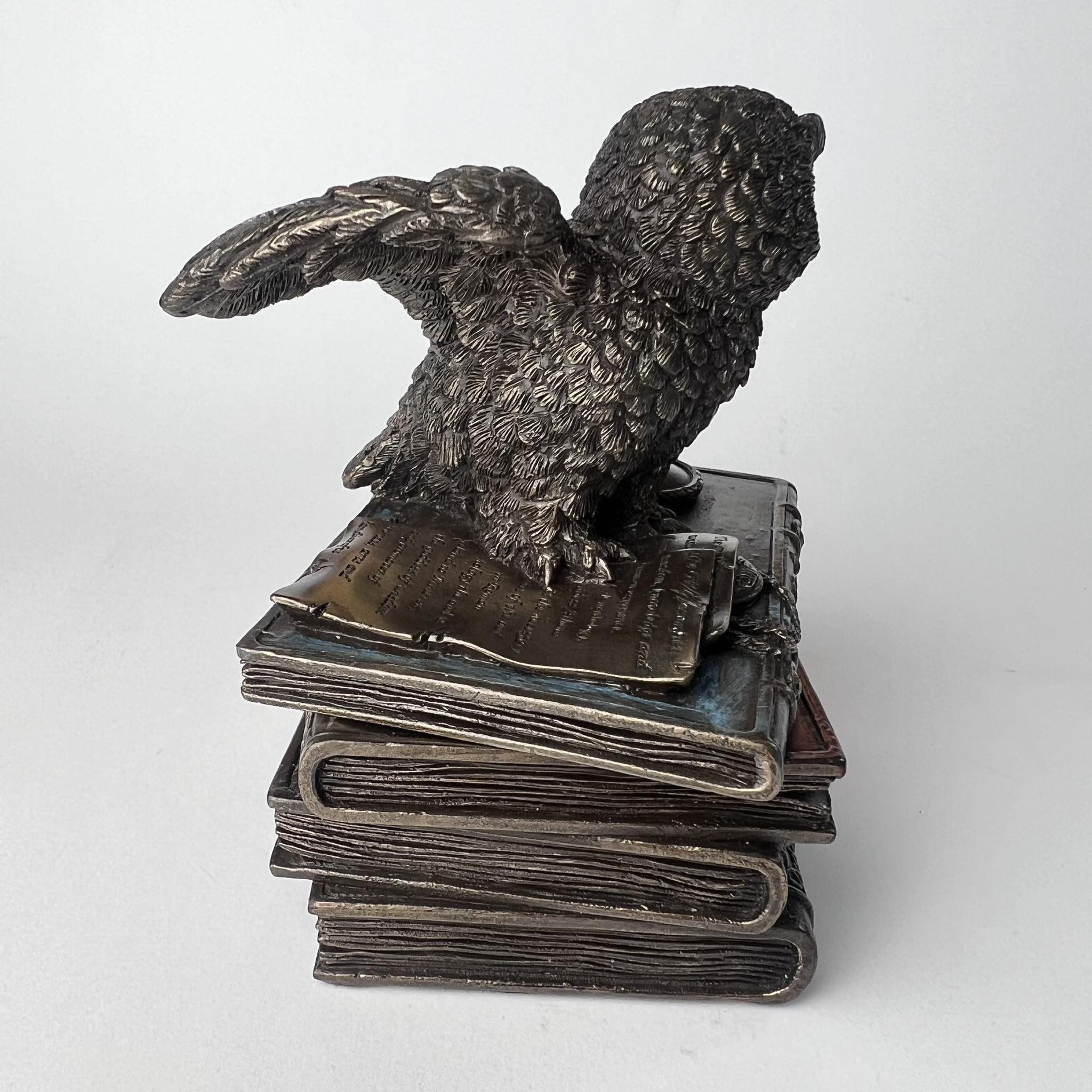 Vintage Box Owl on Books Statue Figure Polystone Decor Italy Size ONE SIZE - 3 Thumbnail