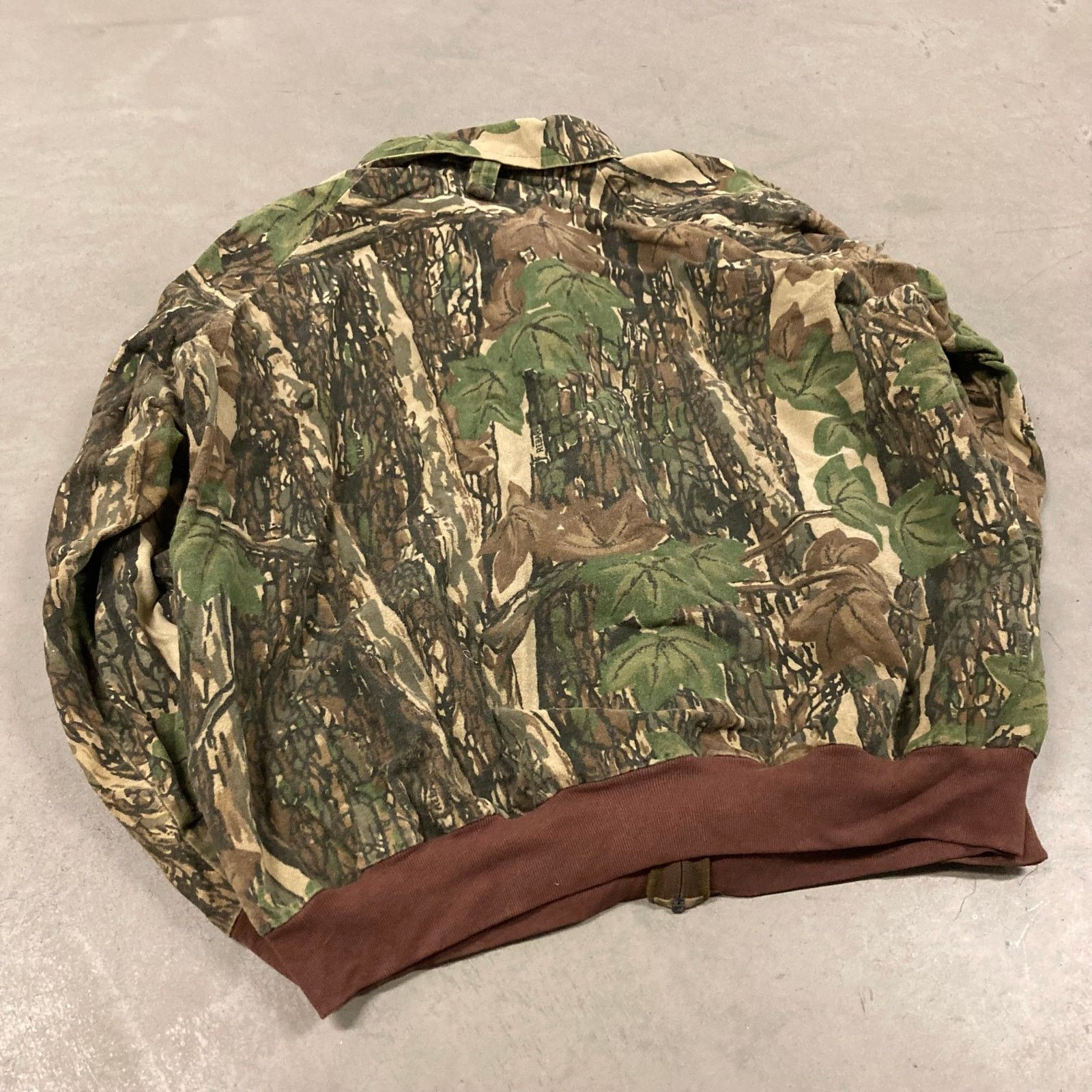 Vintage vintage 90s realtree camo bomber jacket Size US M / EU 48-50 / 2 - 2 Thumbnail