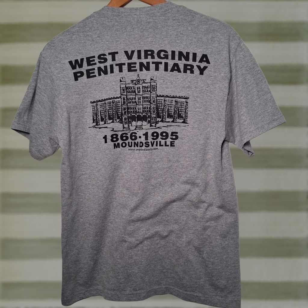 Jerzees VINTAGE Jerzees West Virginia Penitentiary Shirt M Men Gray Short Sleeve Crew Neck Graphic Jail Prison 90s 00s Size US M / EU 48-50 / 2 - 1 Thumbnail