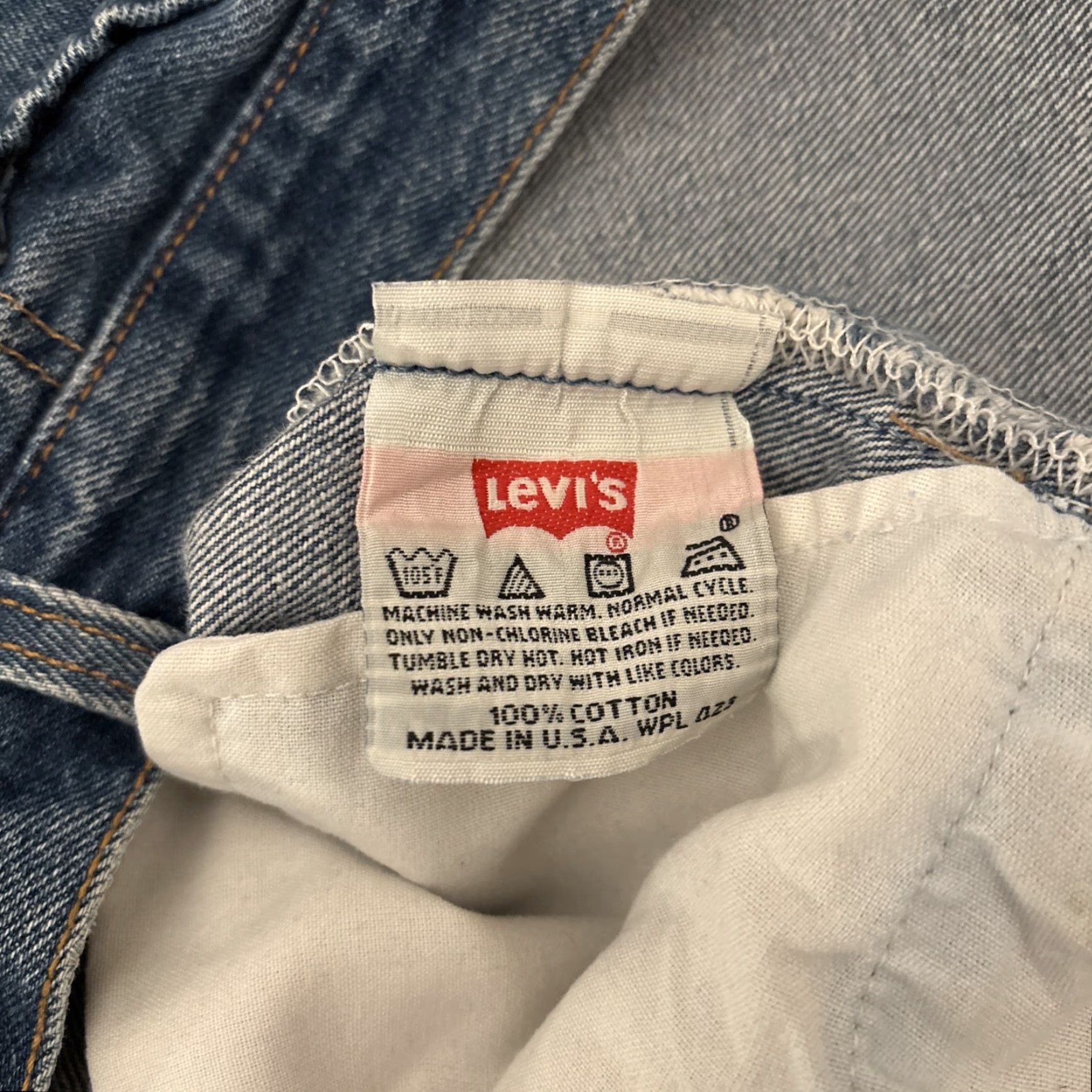 Levi's VINTAGE Levi's 501 Jeans Men 33x34 Straight Button Fly Dark Wash 90s Mens Size US 33 - 7 Thumbnail
