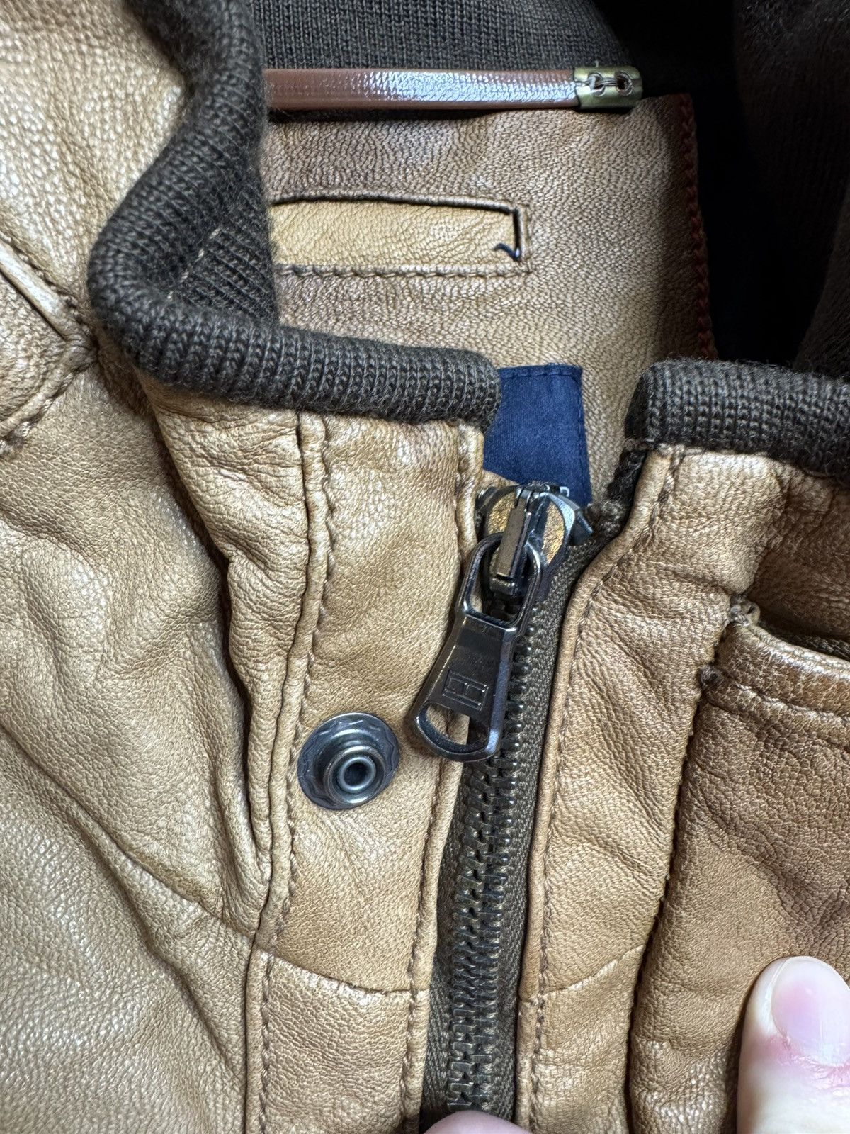 Tommy Hilfiger Vintage Tommy Hilfiger Tailored leather jacket L Size US L / EU 52-54 / 3 - 6 Thumbnail
