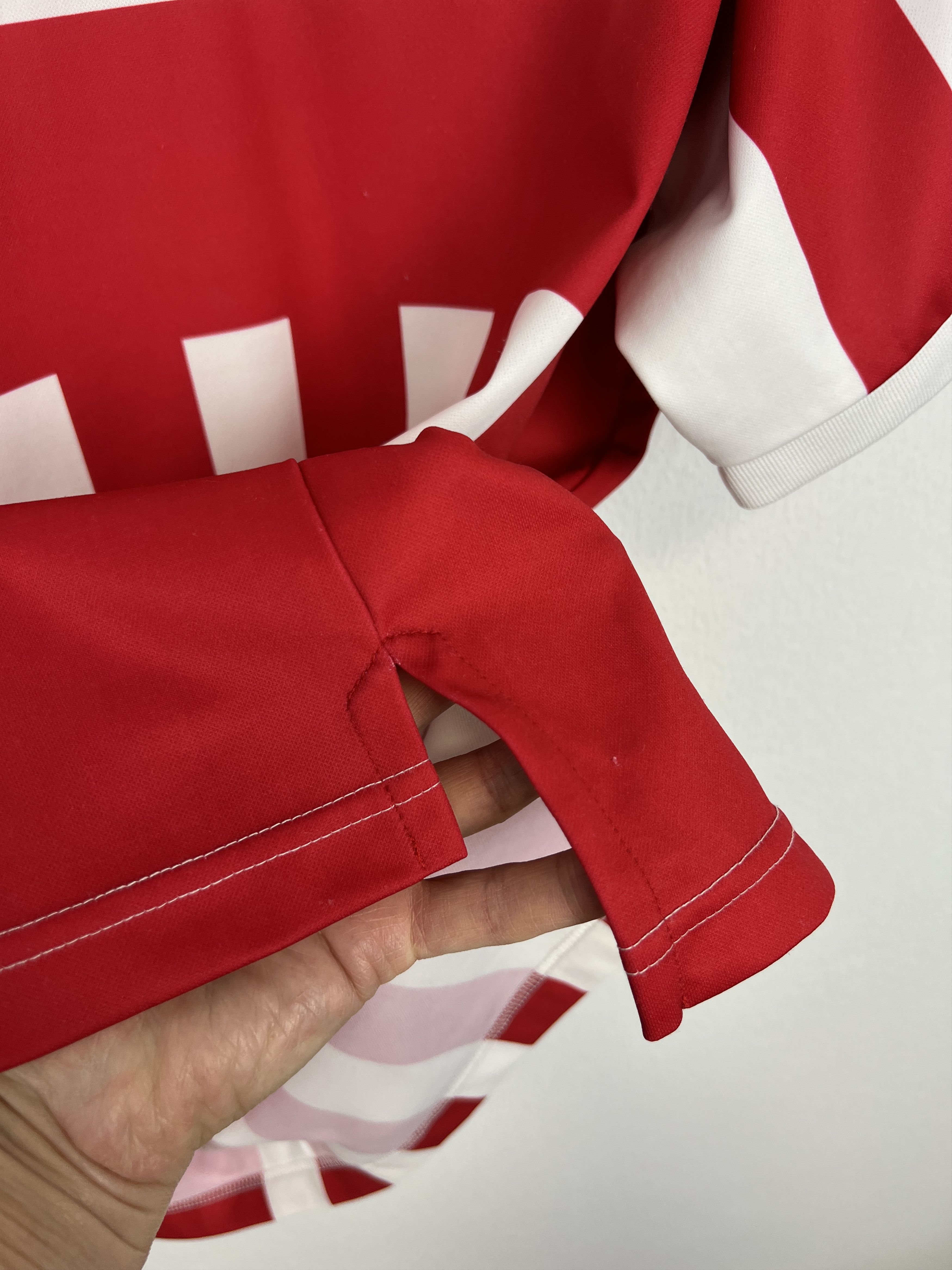 Nike Vintage 90's Nike Pfadi Winterthur Handball Shirt Tee Jersey Size US XL / EU 56 / 4 - 4 Thumbnail