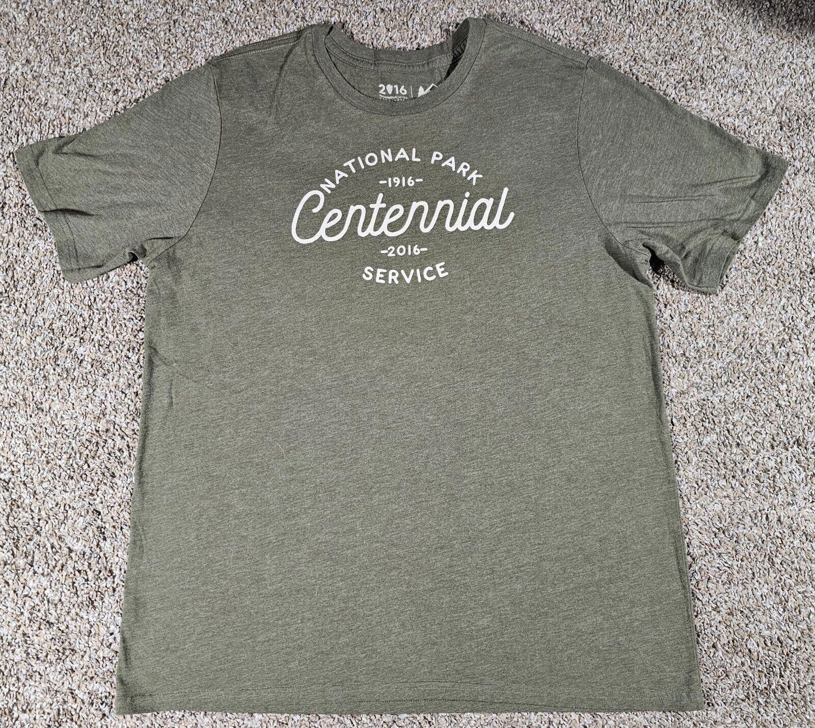 Costume National 2016 REI Centennial National Park Service Green L Tshirt Size US L / EU 52-54 / 3 - 1 Thumbnail