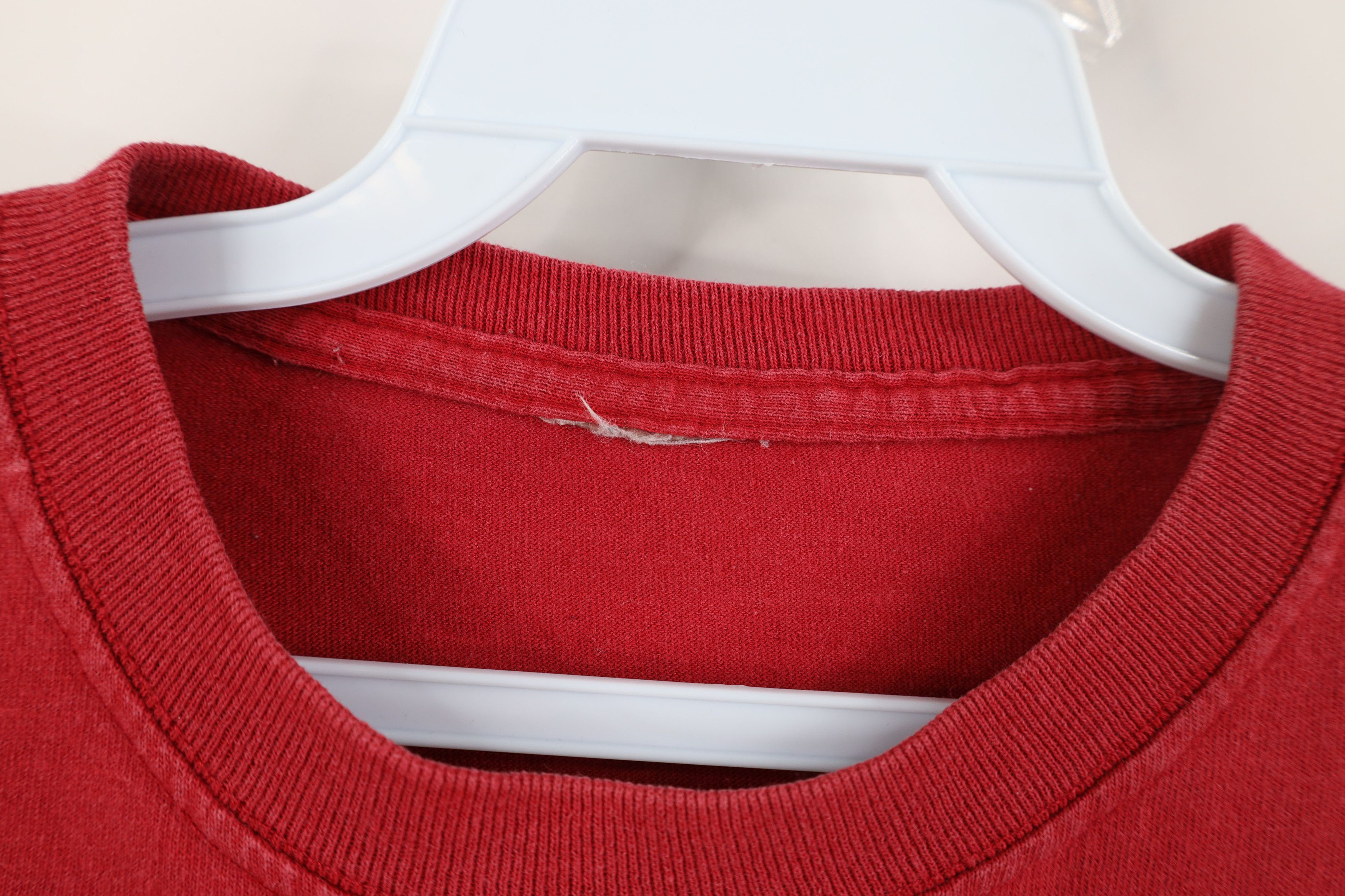 Levi's Vintage 90s Y2K Levis Spell Out Short Sleeve T-Shirt Red Size US M / EU 48-50 / 2 - 9 Thumbnail